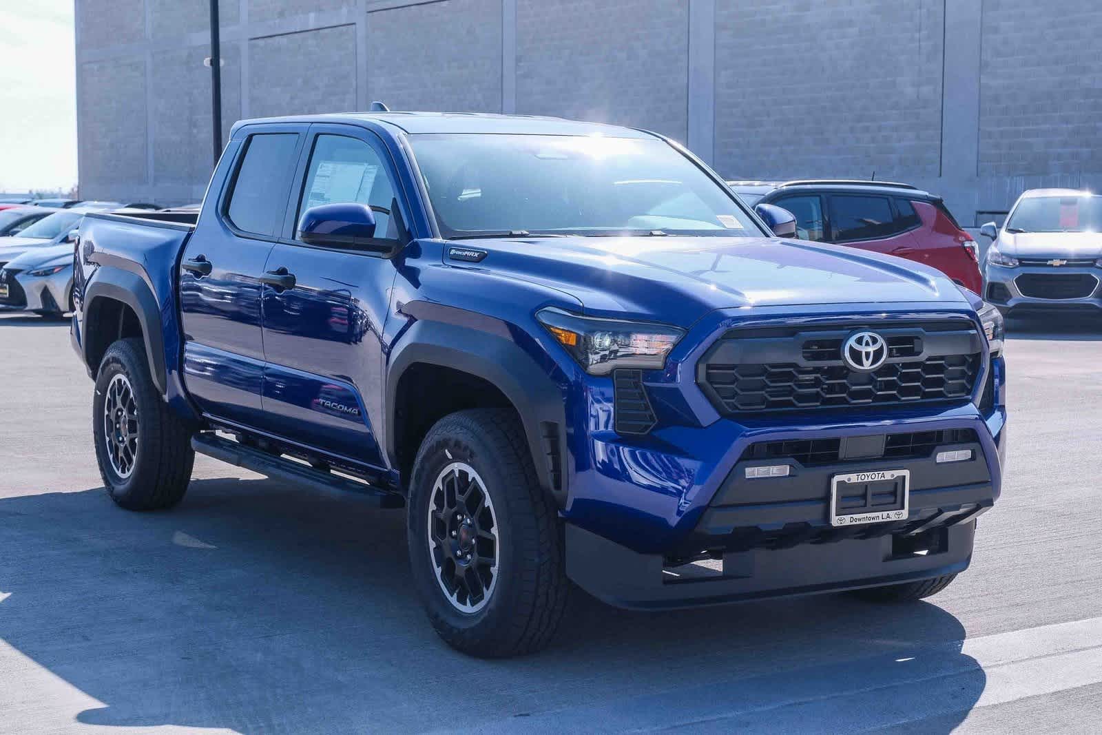 Thumbnail: 2025 Toyota Tacoma - 3
