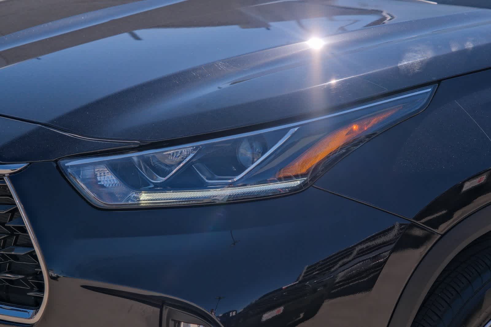 Thumbnail: 2023 Toyota Highlander - 8