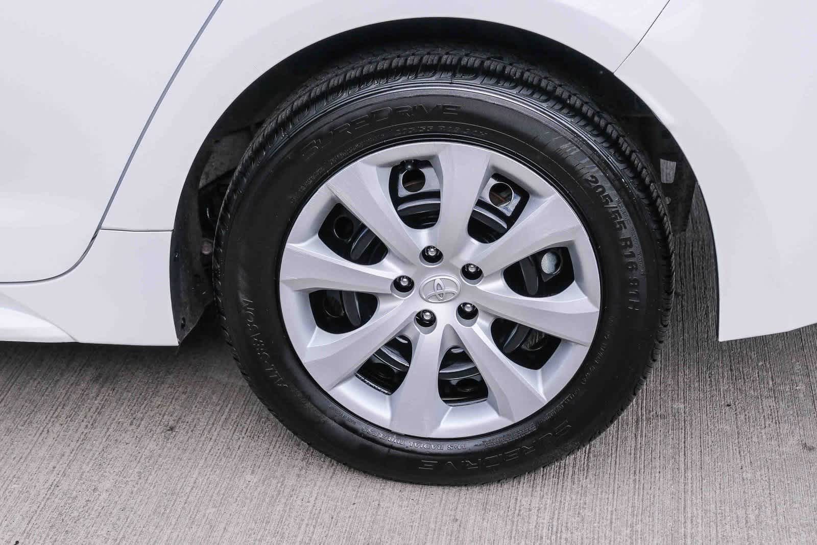 Thumbnail: 2023 Toyota Corolla - 9