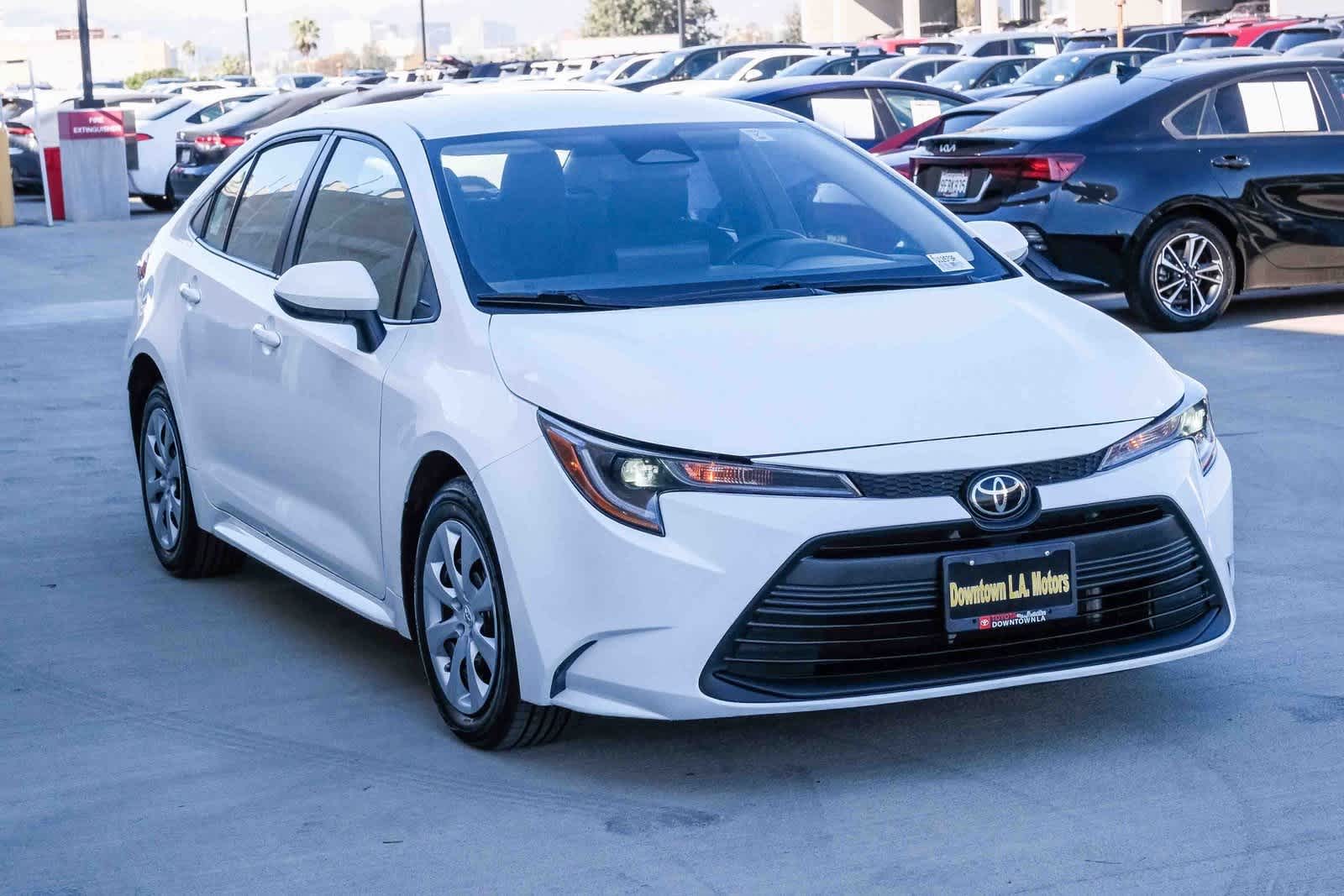 Thumbnail: 2023 Toyota Corolla - 3