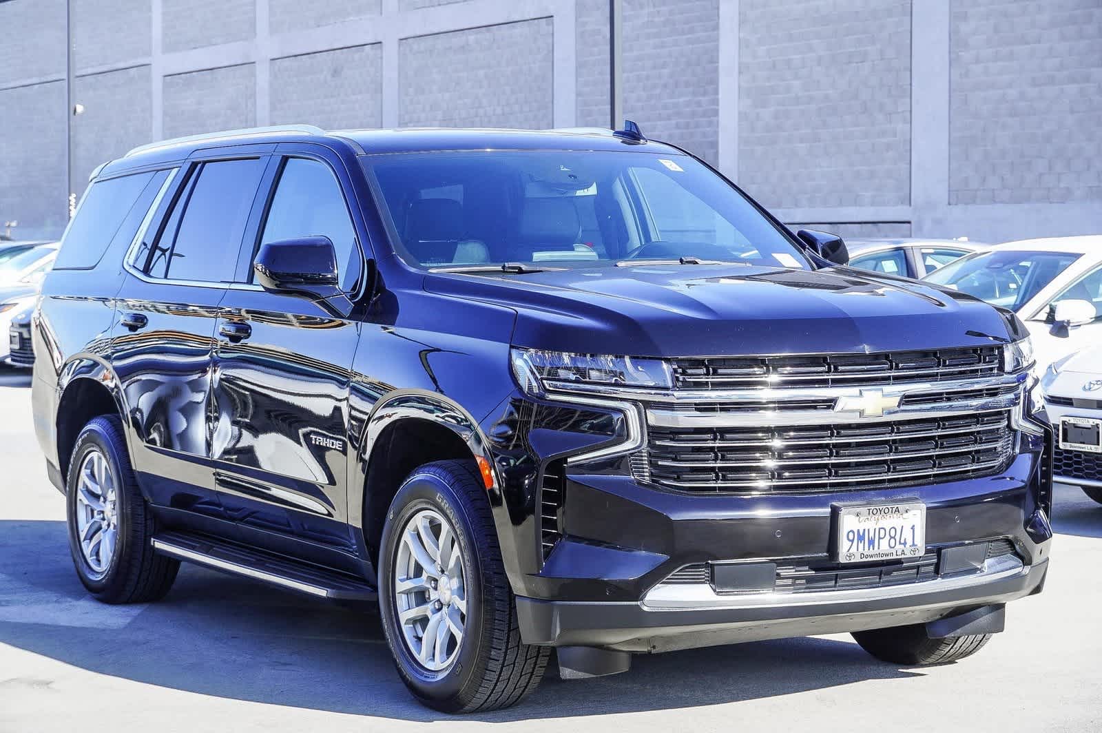 Thumbnail: 2023 Chevrolet Tahoe - 3