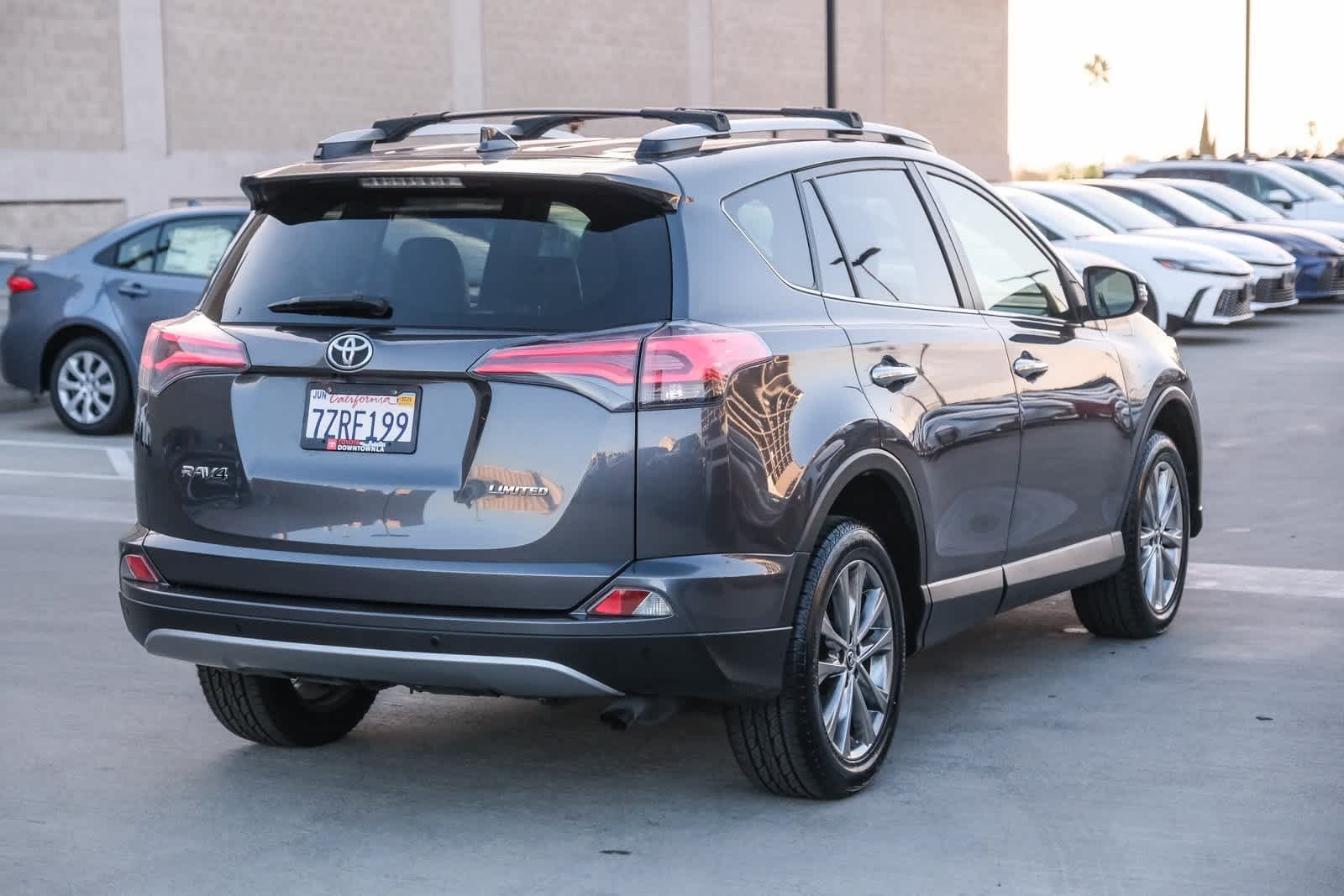 Thumbnail: 2017 Toyota RAV4 - 4