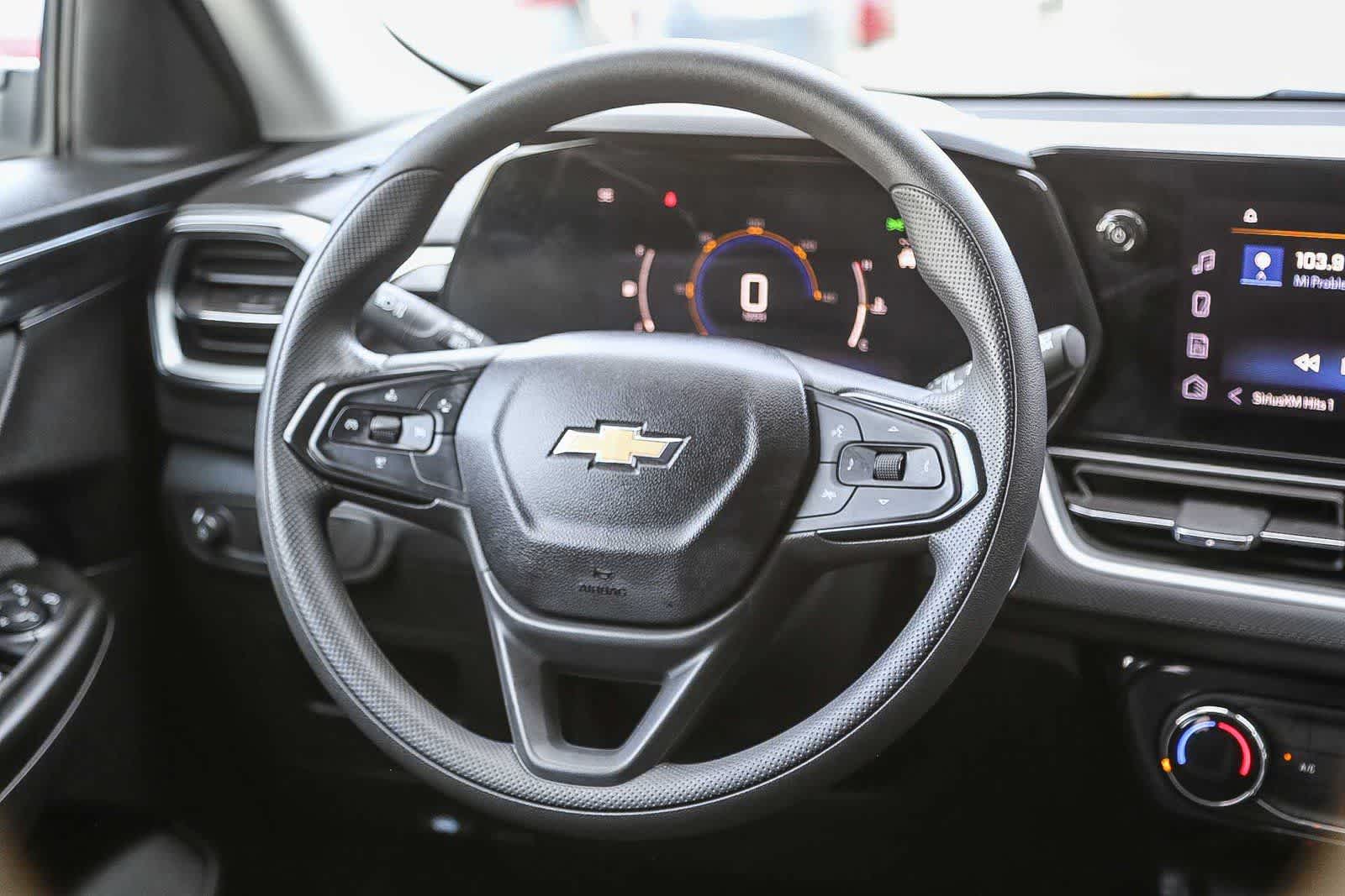 Thumbnail: 2024 Chevrolet TrailBlazer - 15