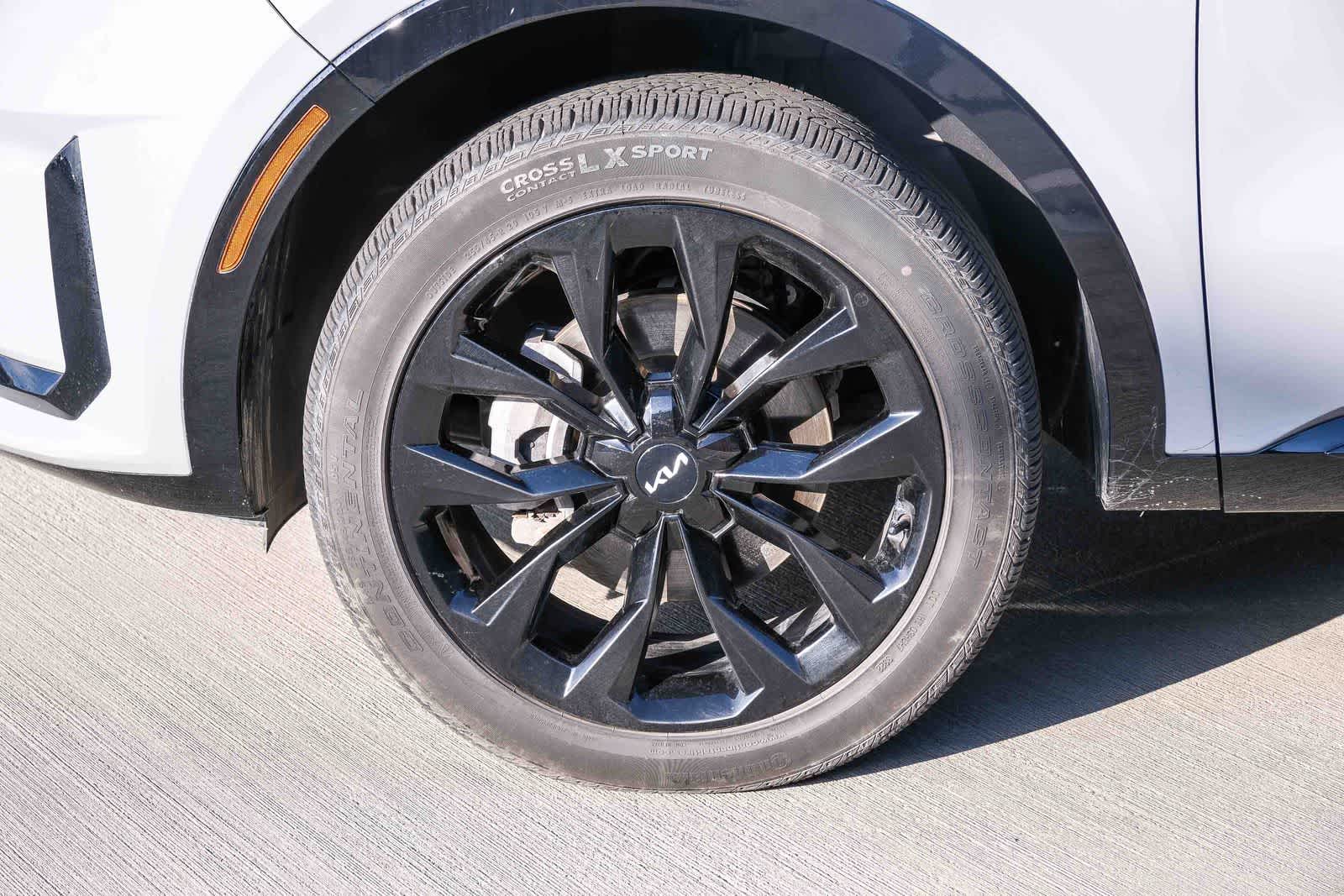 Thumbnail: 2023 Kia Sorento - 10