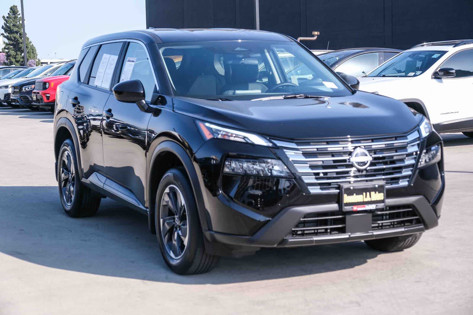 Thumbnail: 2026 Nissan Rogue - 3