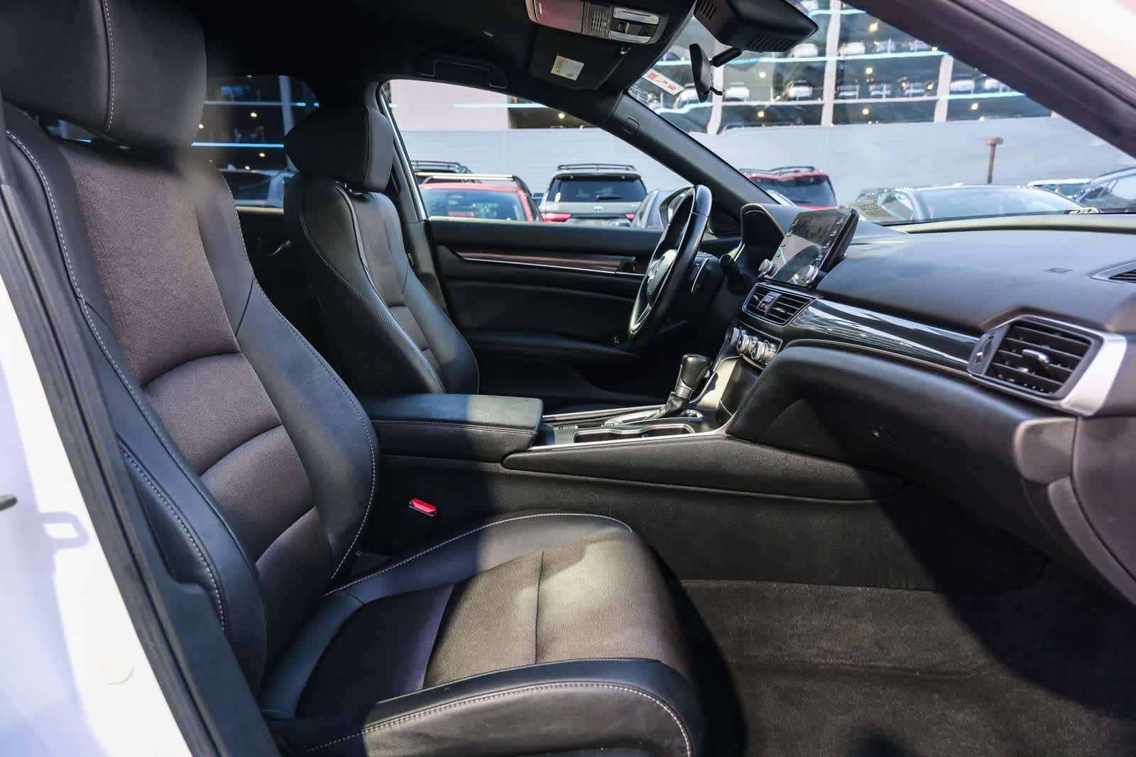 Thumbnail: 2020 Honda Accord - 18