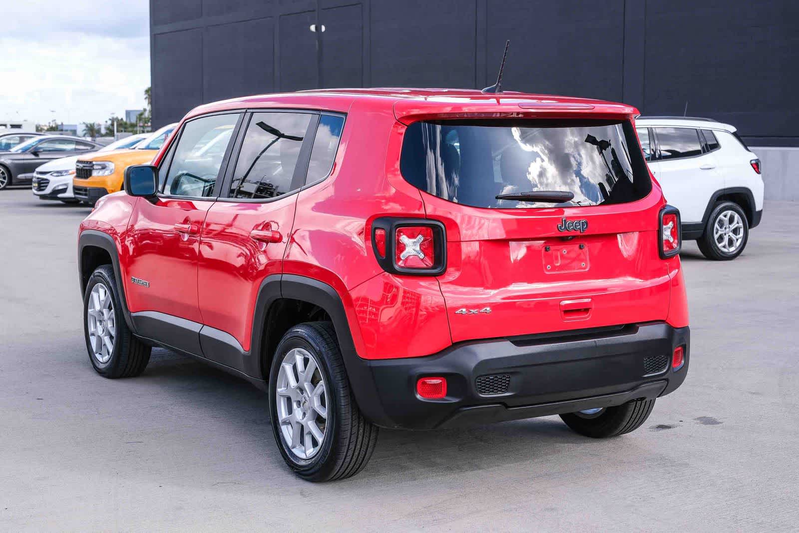 Thumbnail: 2023 Jeep Renegade - 4
