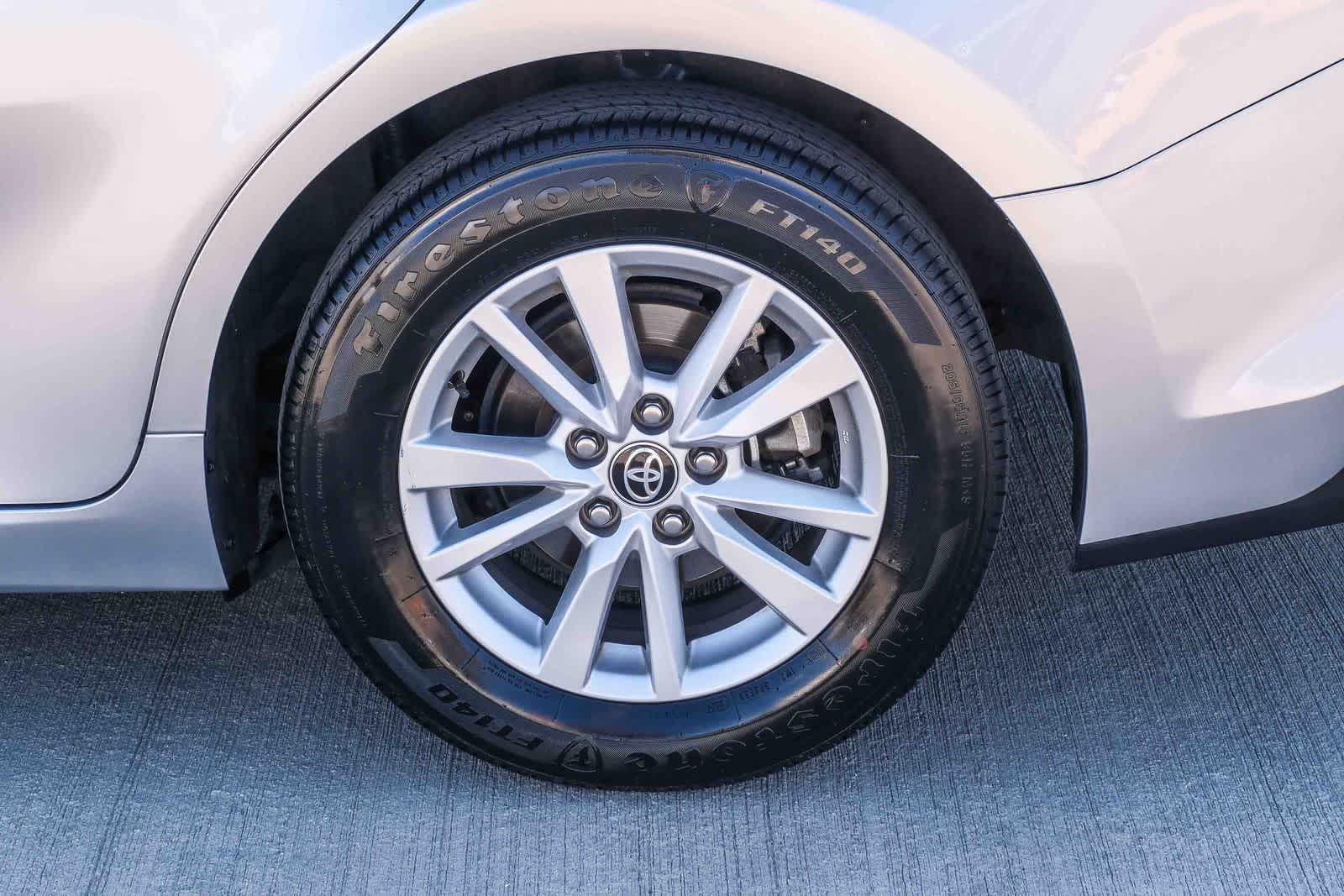 Thumbnail: 2025 Toyota Camry - 9