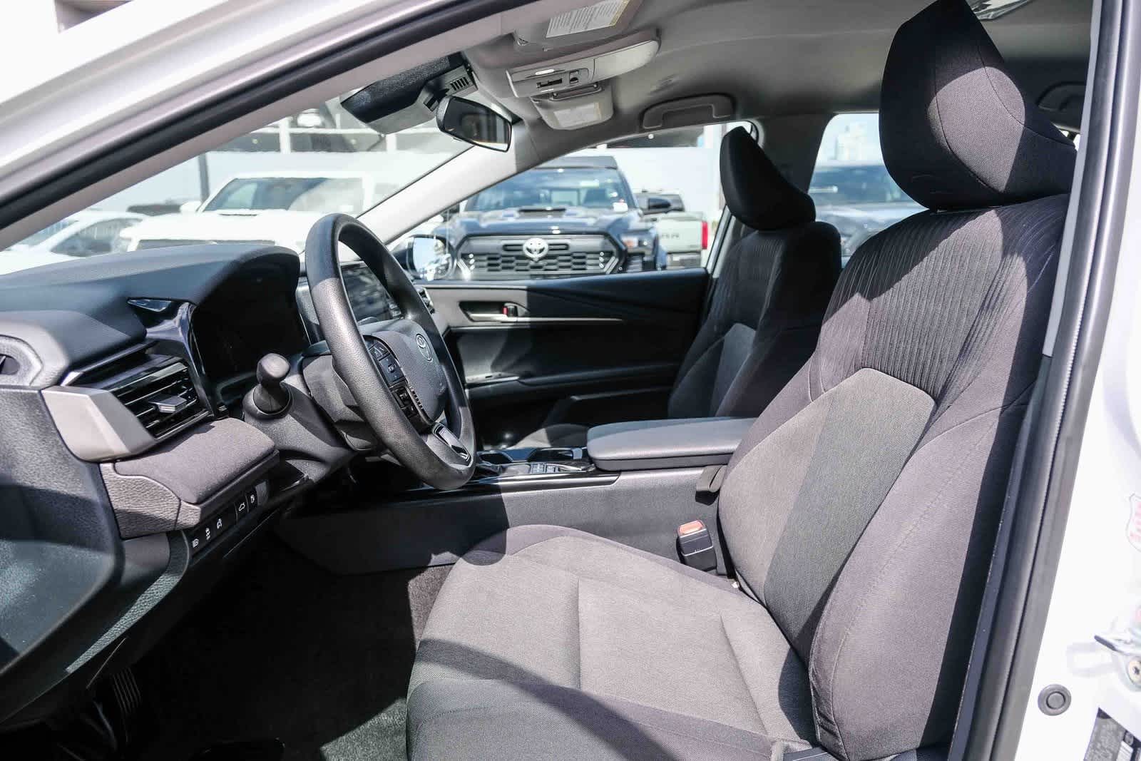 Thumbnail: 2025 Toyota Camry - 19