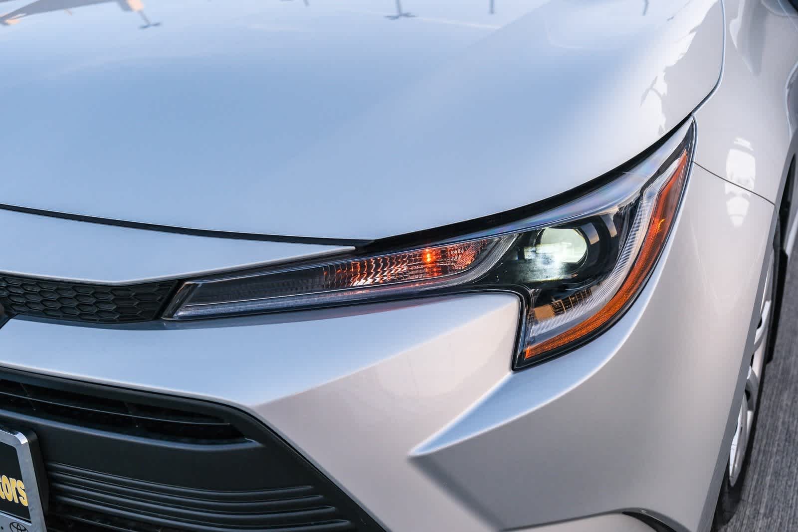 Thumbnail: 2025 Toyota Corolla - 11