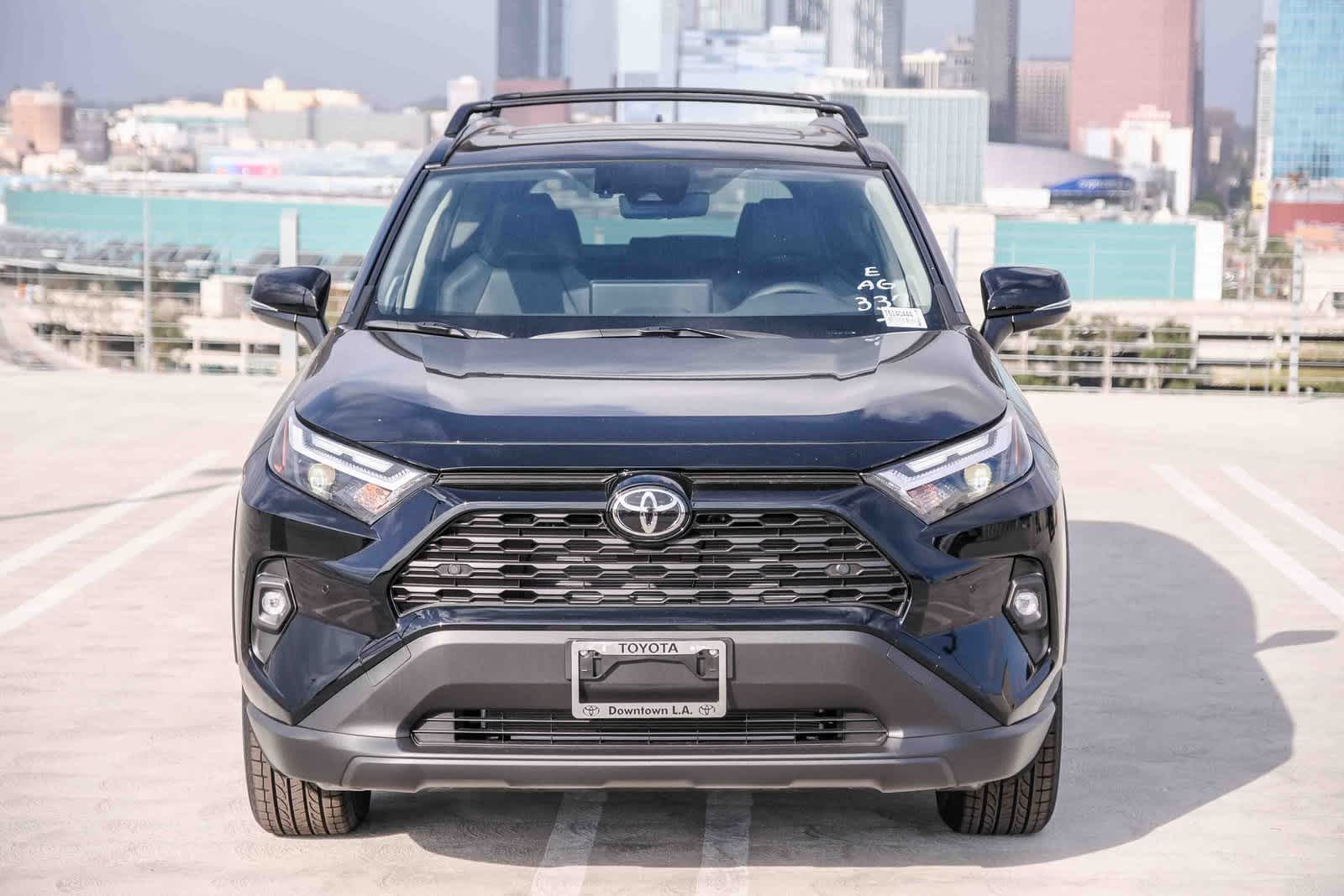 Thumbnail: 2025 Toyota RAV4 - 2