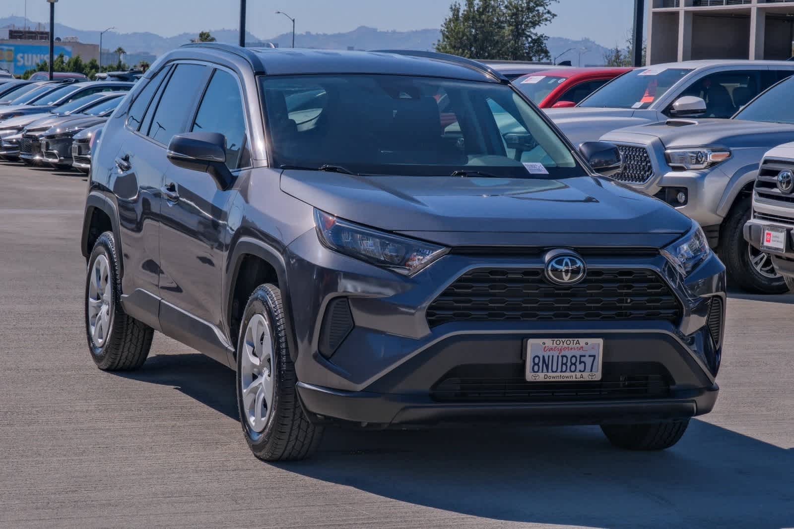 Thumbnail: 2020 Toyota RAV4 - 3