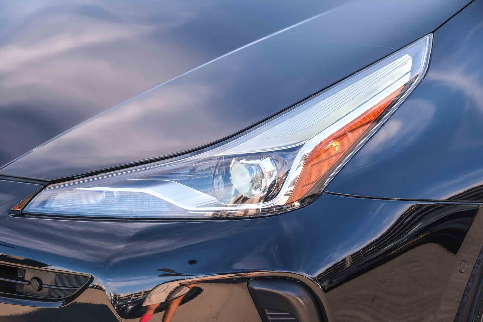 Thumbnail: 2021 Toyota Prius - 12