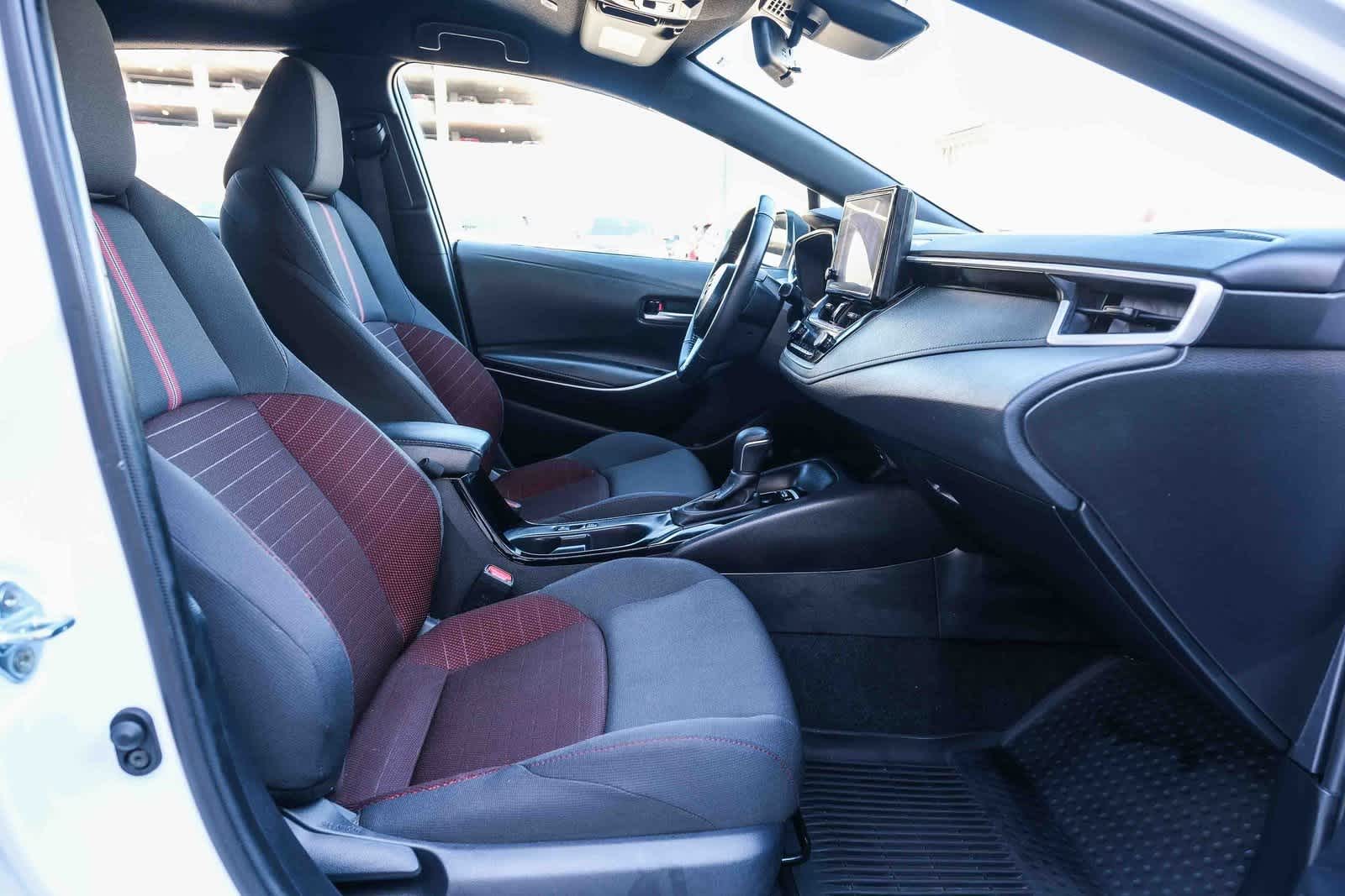 Thumbnail: 2025 Toyota Corolla - 16