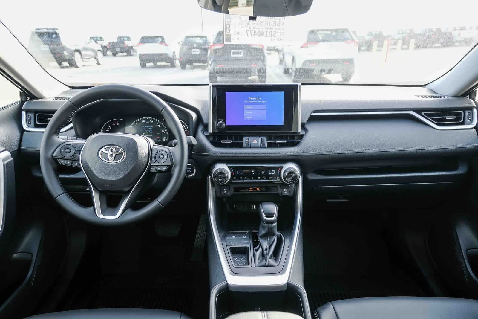 Thumbnail: 2025 Toyota RAV4 - 13