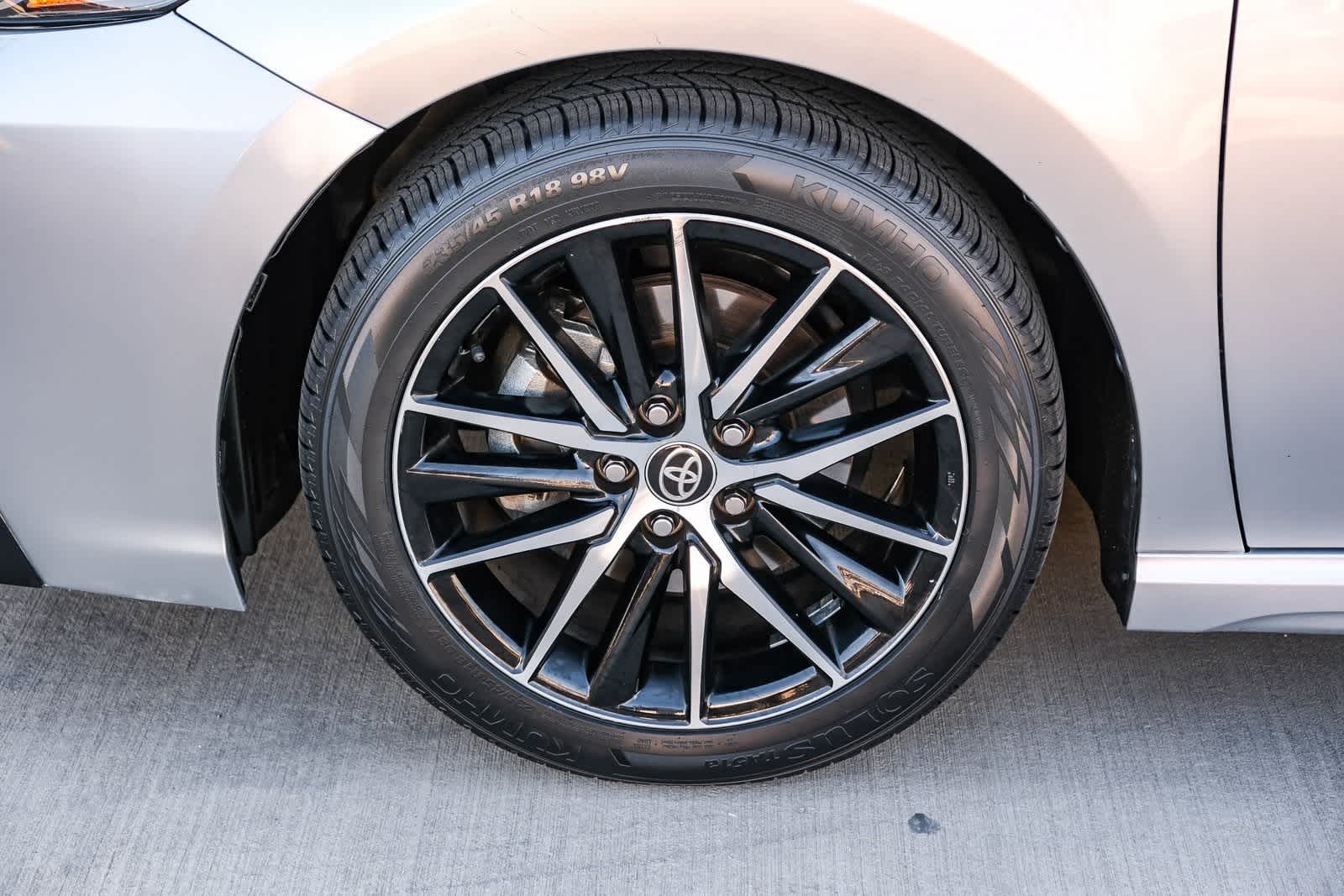 Thumbnail: 2024 Toyota Camry - 10