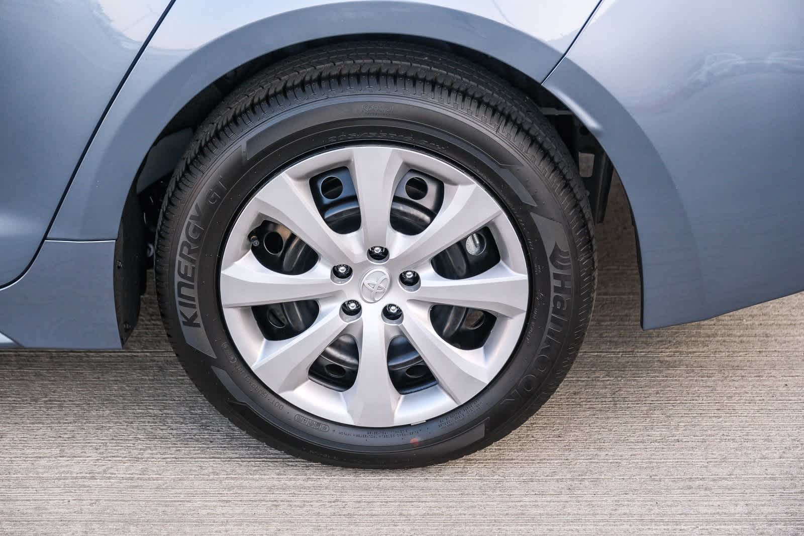 Thumbnail: 2025 Toyota Corolla - 9