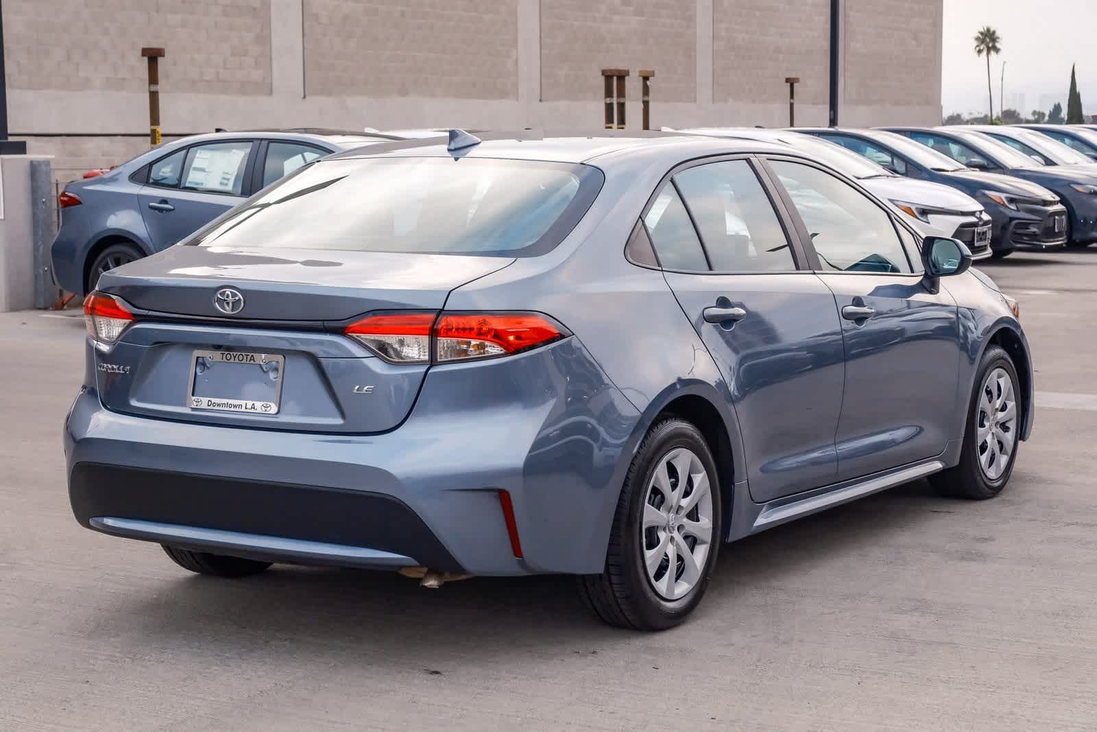 Thumbnail: 2022 Toyota Corolla - 4