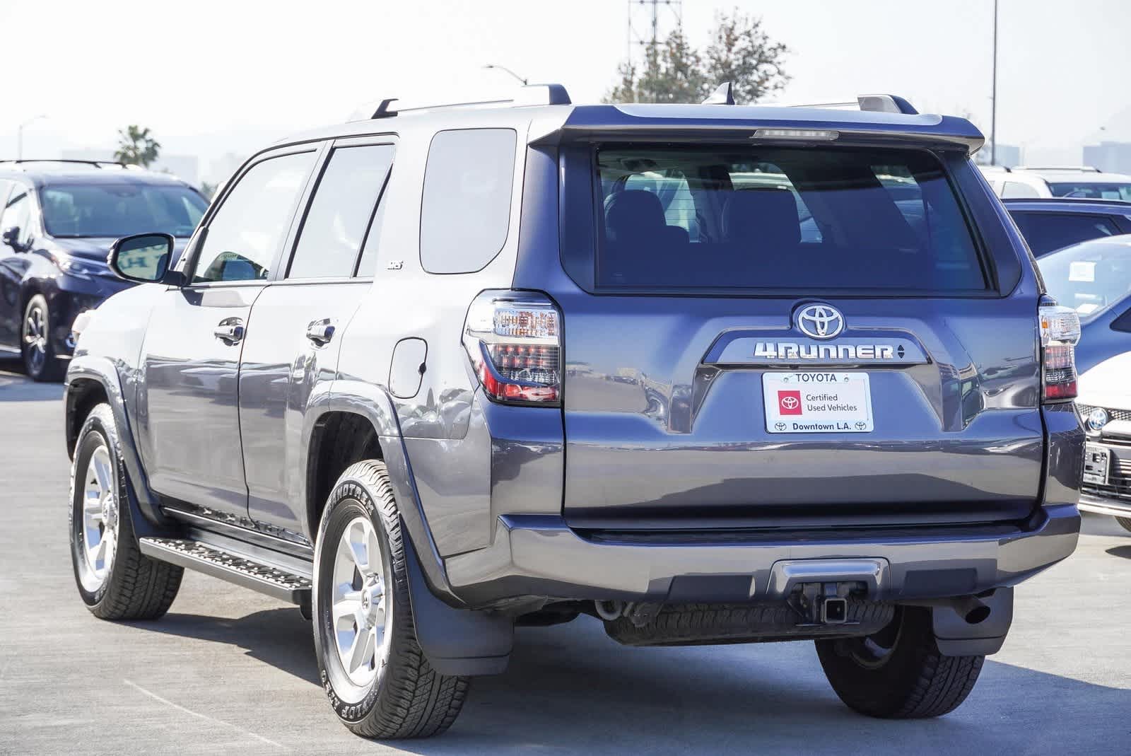 2022 Toyota 4Runner SR5 6