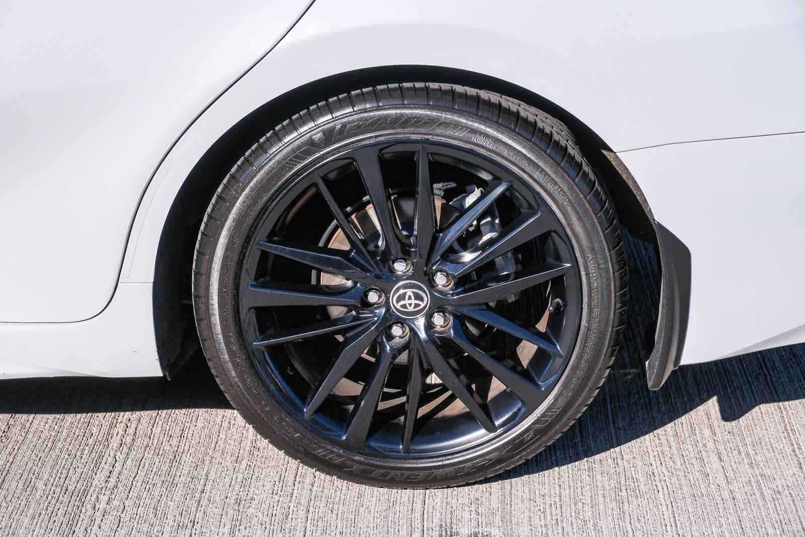 Thumbnail: 2022 Toyota Camry - 9
