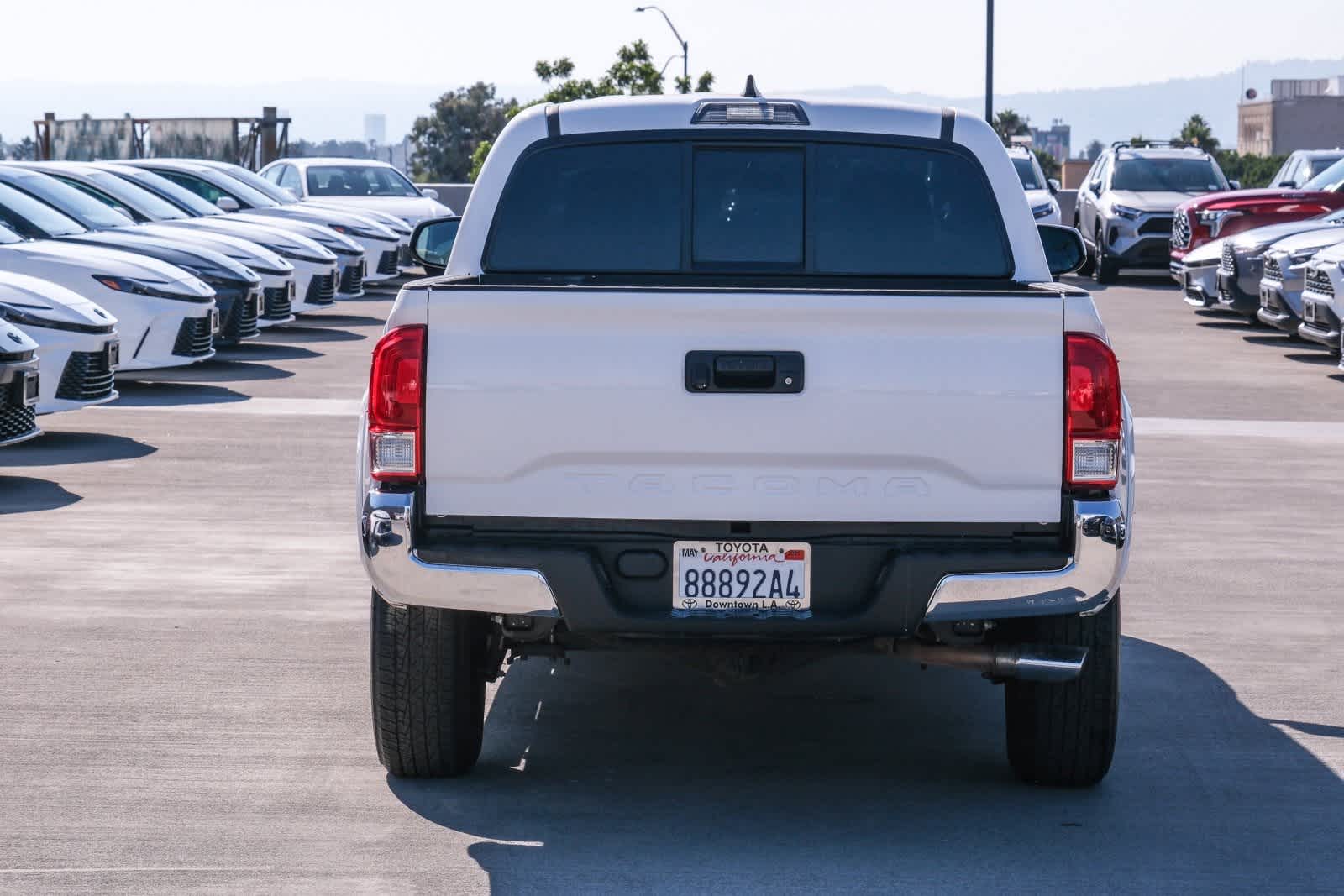 Thumbnail: 2017 Toyota Tacoma - 5
