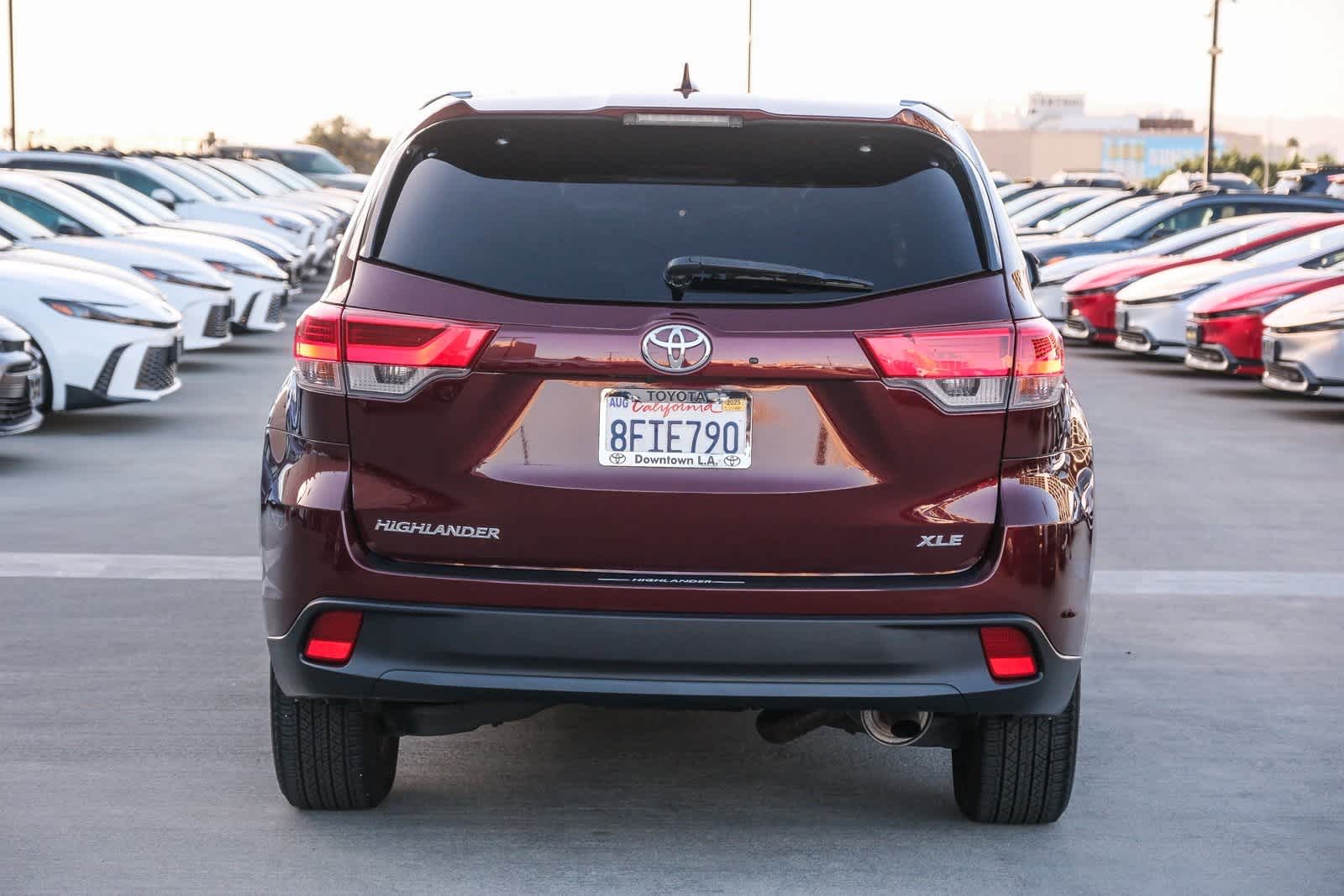 Thumbnail: 2018 Toyota Highlander - 5