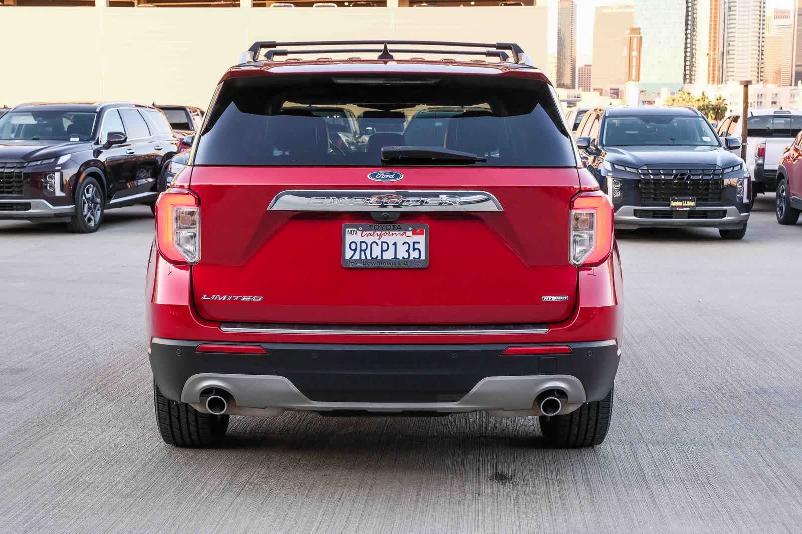 Thumbnail: 2021 Ford Explorer - 5