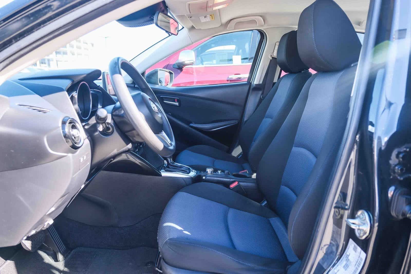 Thumbnail: 2018 Toyota Yaris iA - 20