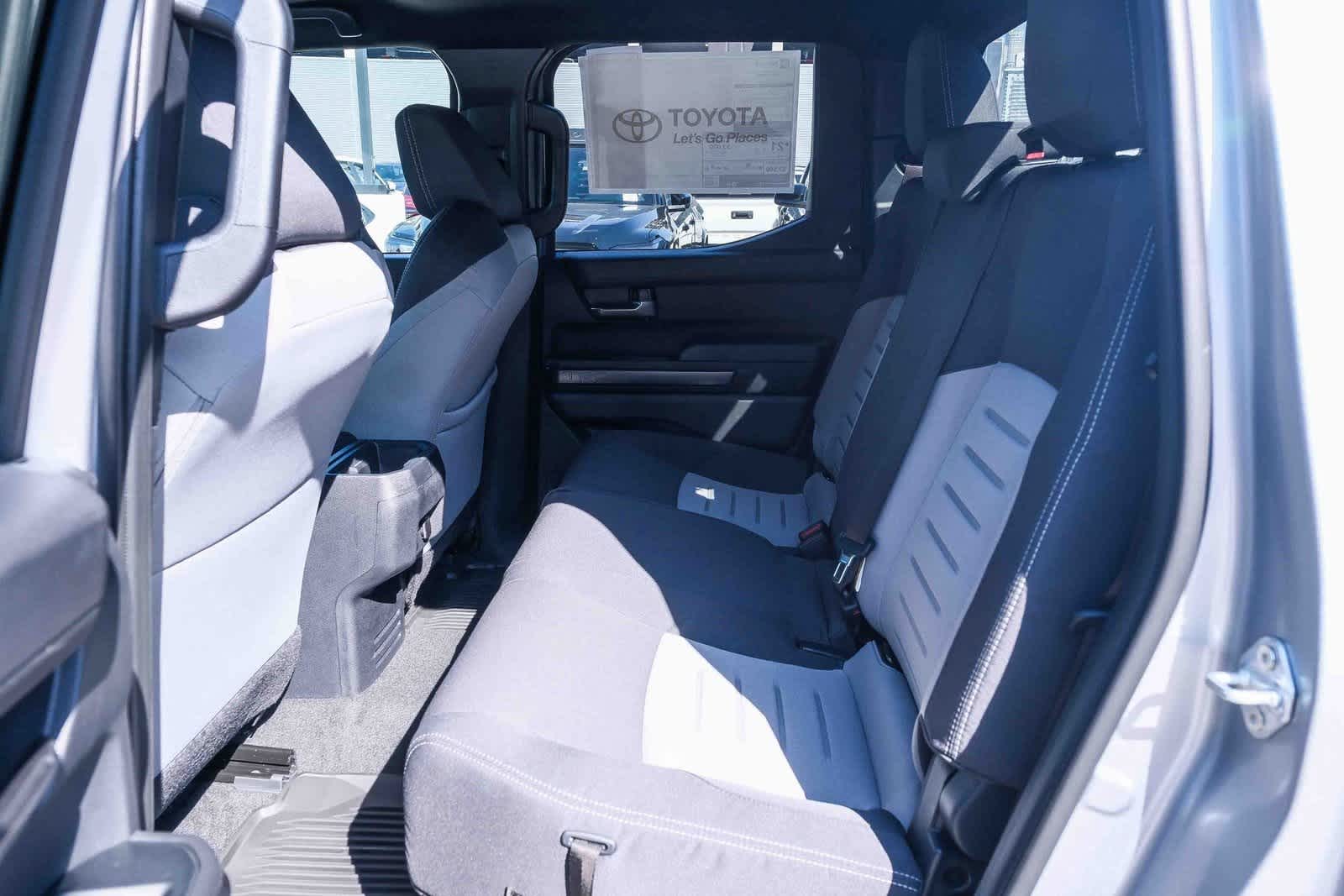 Thumbnail: 2025 Toyota Tacoma - 18