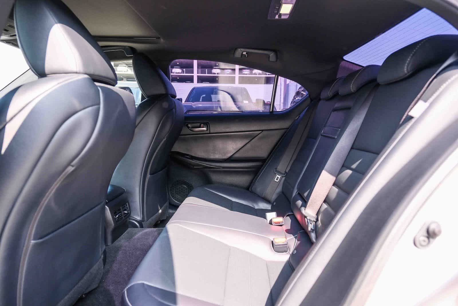 Thumbnail: 2022 Lexus IS - 19