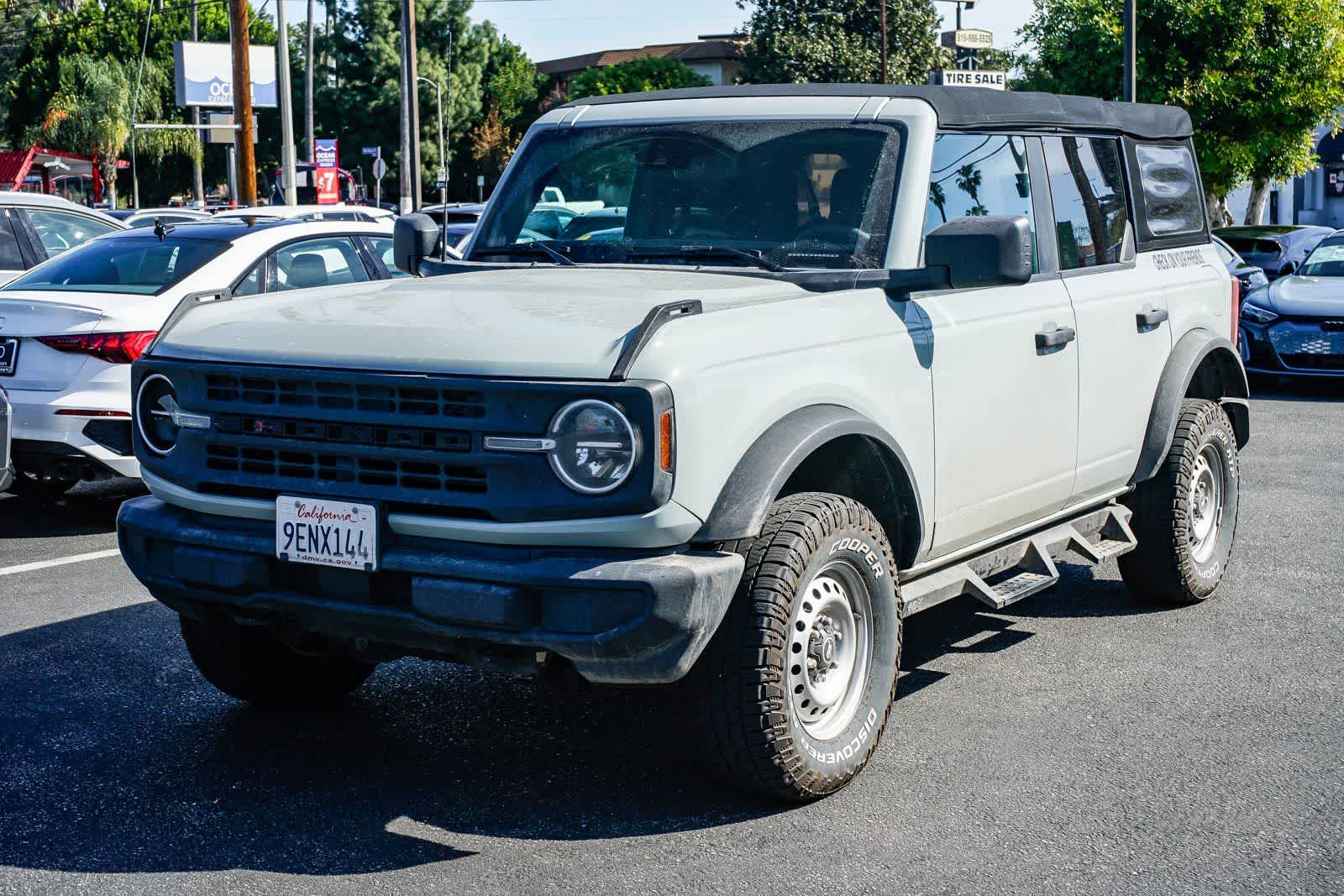 2022 Ford Bronco Base -
                  Los Angeles, CA