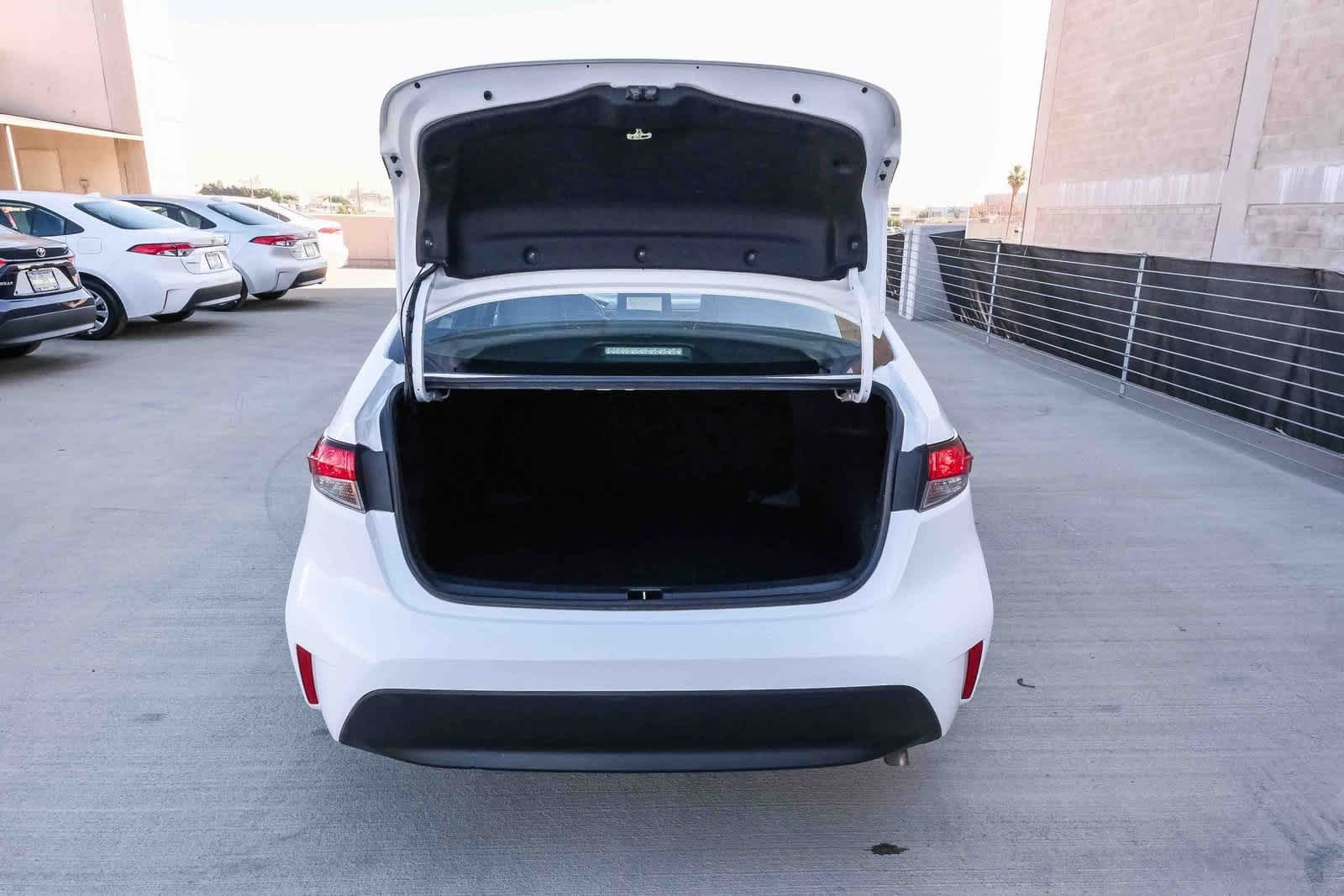 Thumbnail: 2023 Toyota Corolla - 26