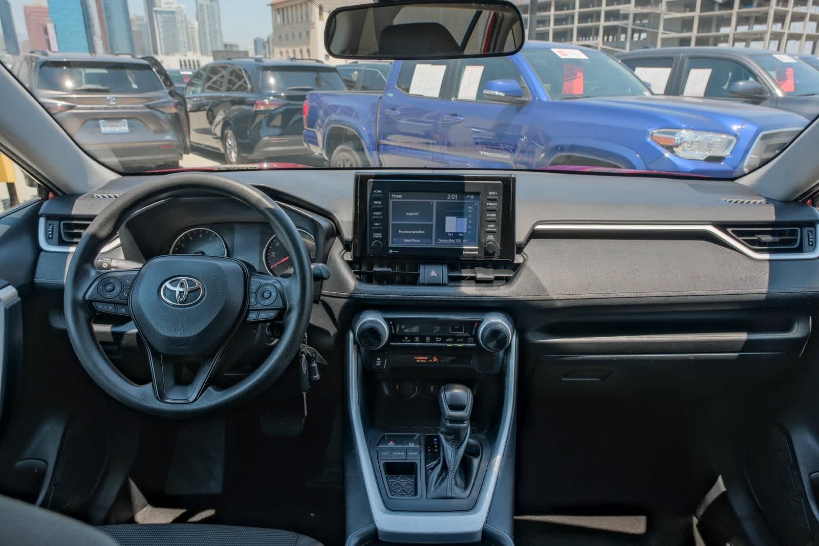 Thumbnail: 2021 Toyota RAV4 - 12