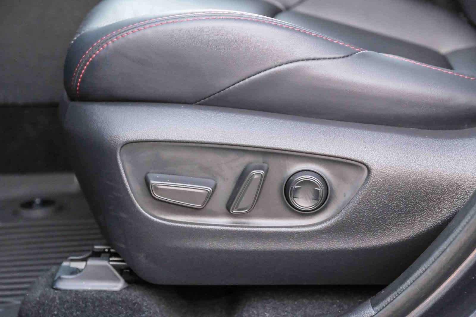 Thumbnail: 2025 Toyota RAV4 - 24