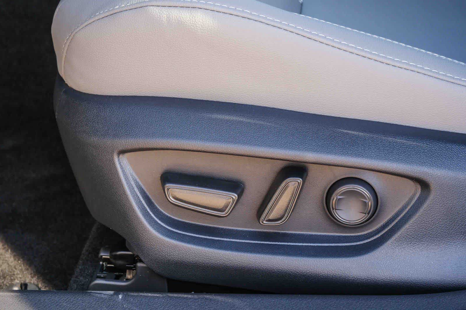 Thumbnail: 2026 Toyota Camry - 24