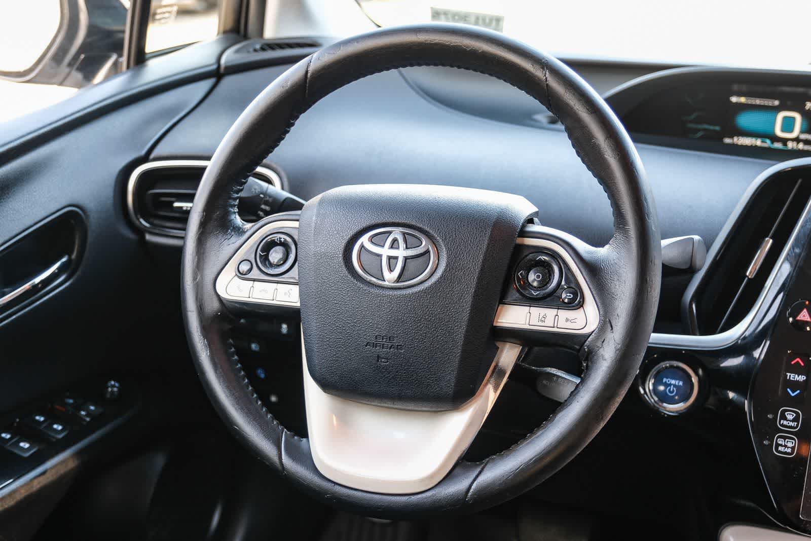 Thumbnail: 2017 Toyota Prius Prime - 17