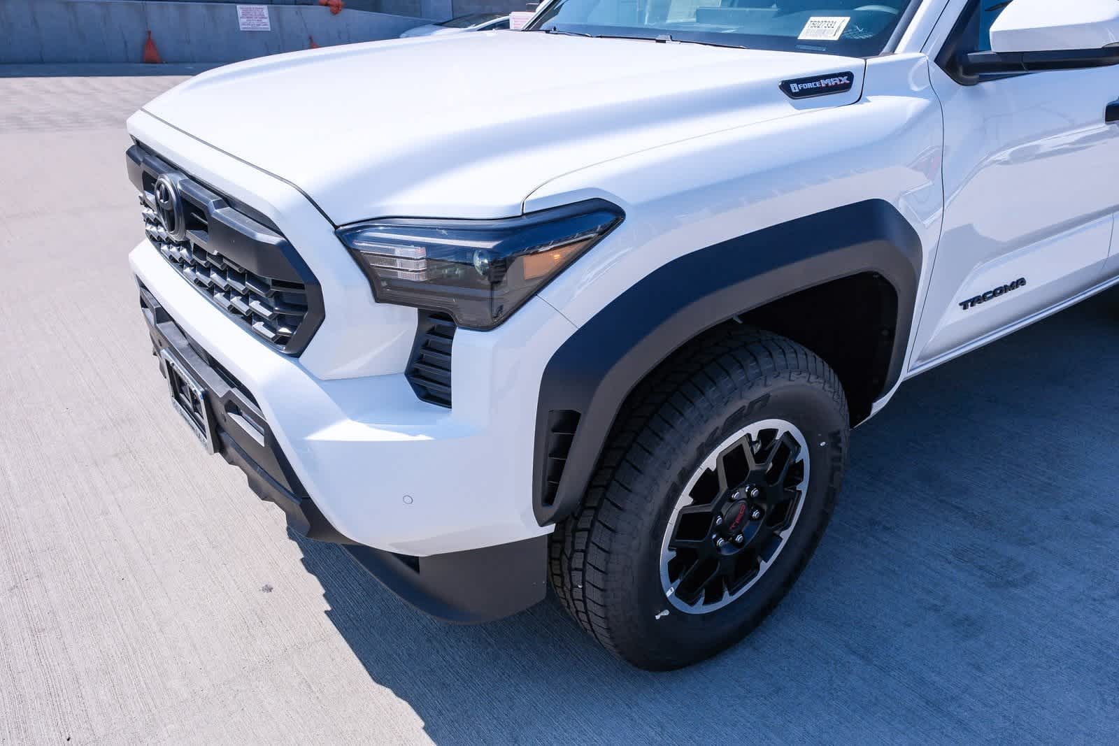 Thumbnail: 2025 Toyota Tacoma - 12