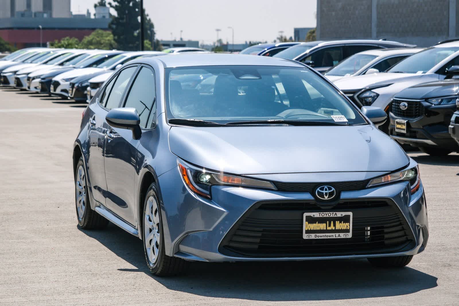 Thumbnail: 2023 Toyota Corolla - 3