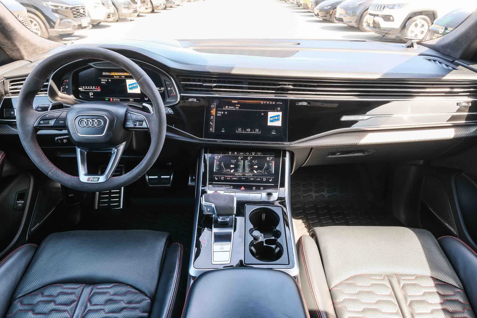 Thumbnail: 2022 Audi RS Q8 - 13