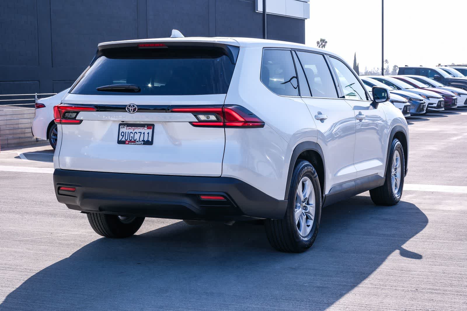Thumbnail: 2025 Toyota Grand Highlander - 4