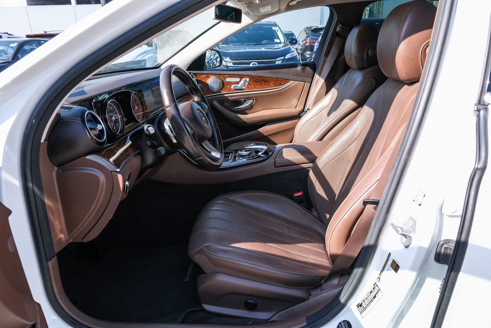 Thumbnail: 2018 Mercedes-Benz E-Class - 20