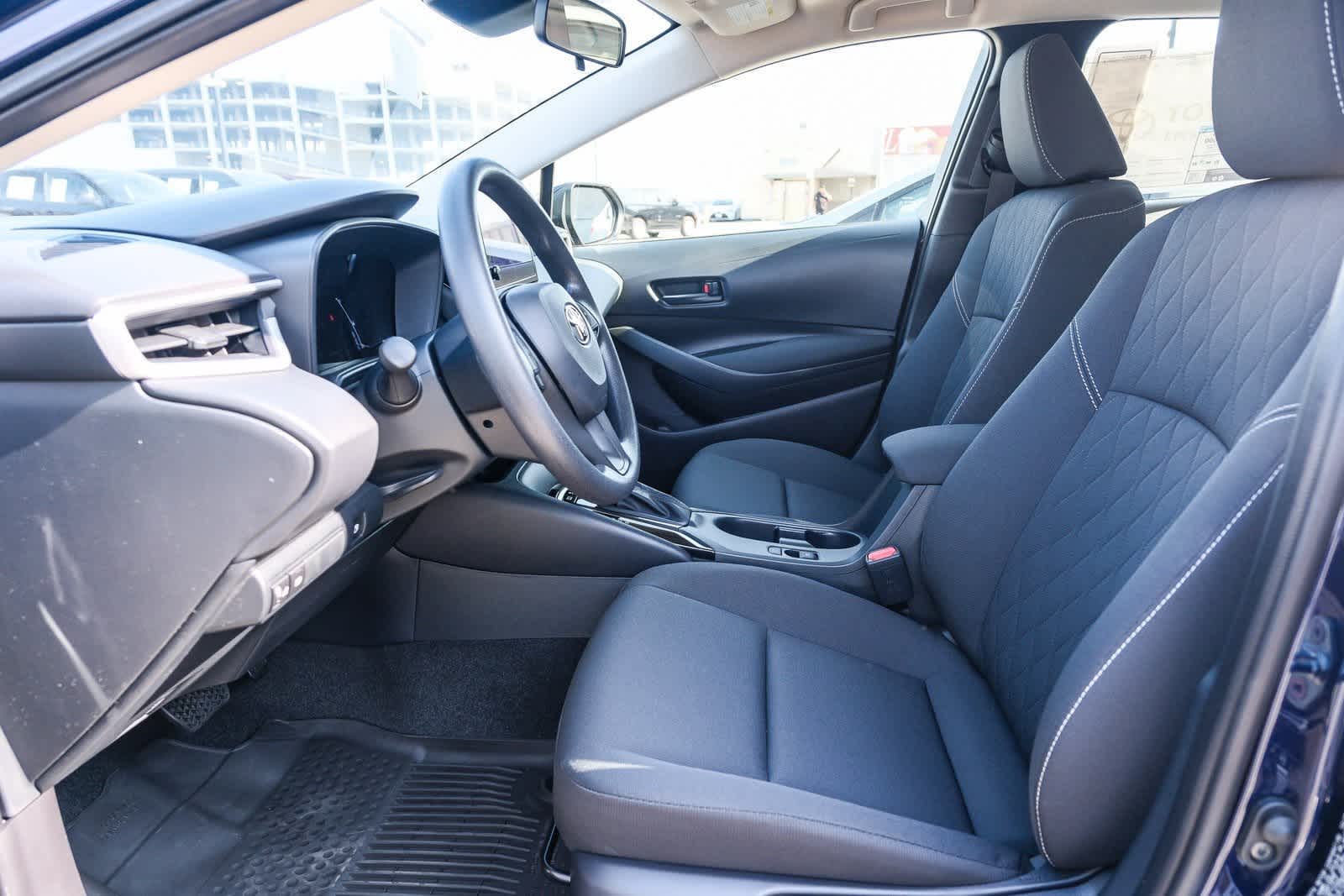 Thumbnail: 2025 Toyota Corolla - 18