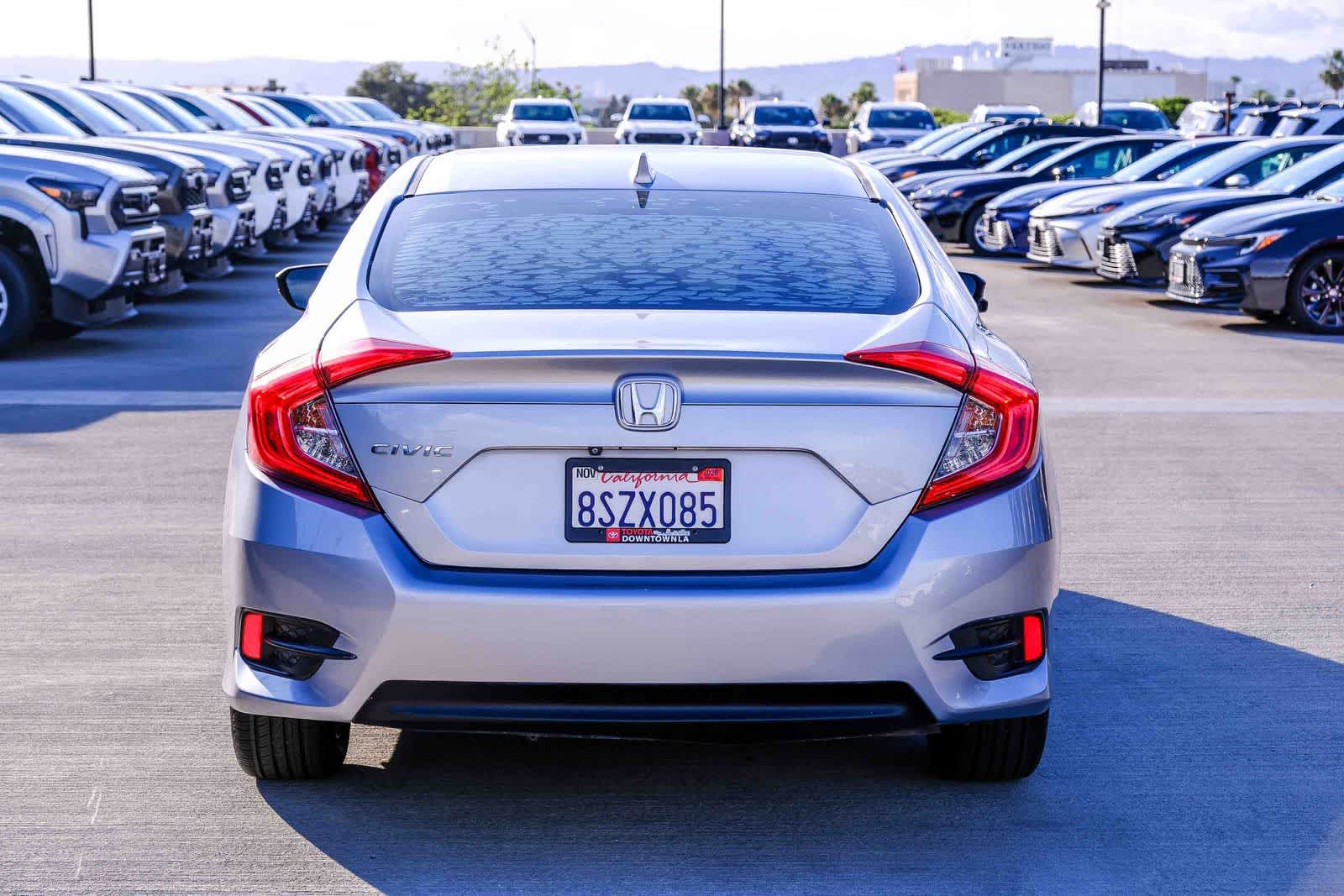 Thumbnail: 2017 Honda Civic - 5