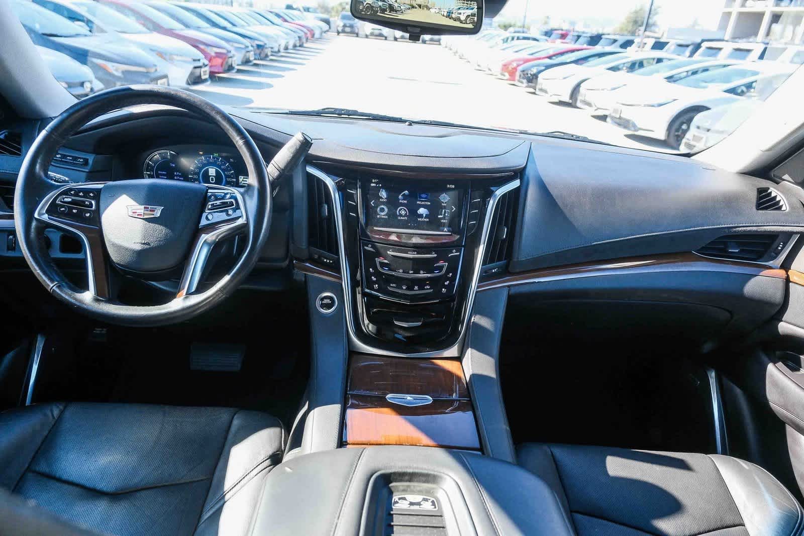 Thumbnail: 2019 Cadillac Escalade - 13