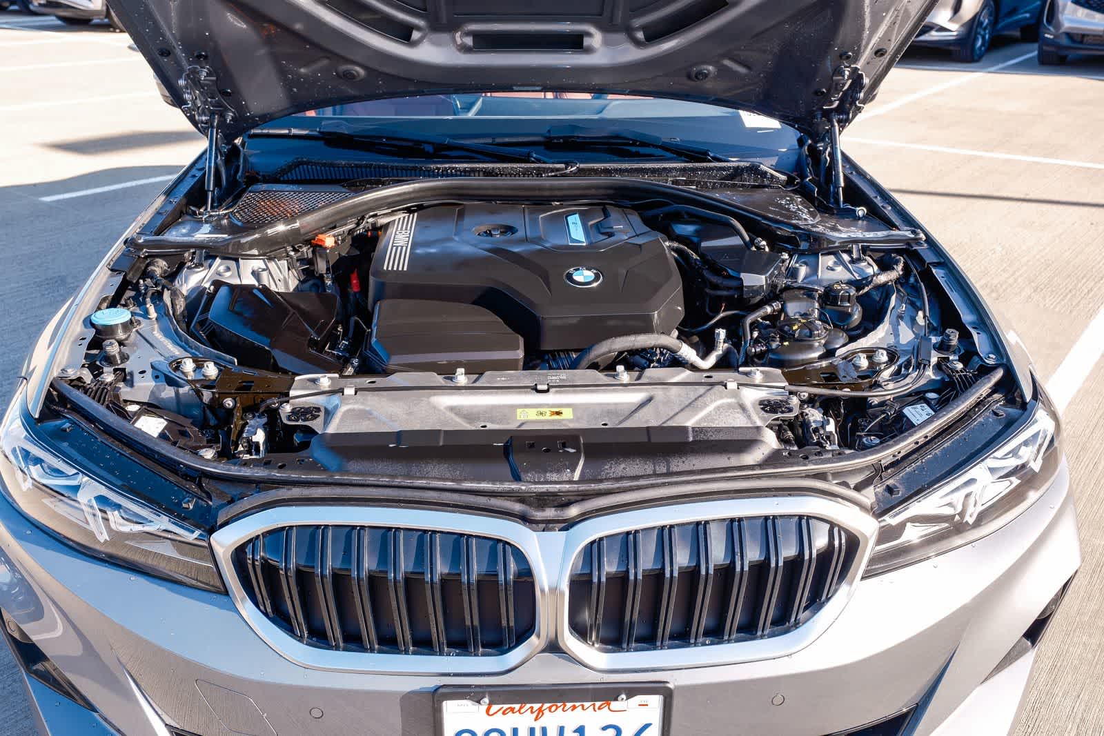 Thumbnail: 2023 BMW 3 Series - 28