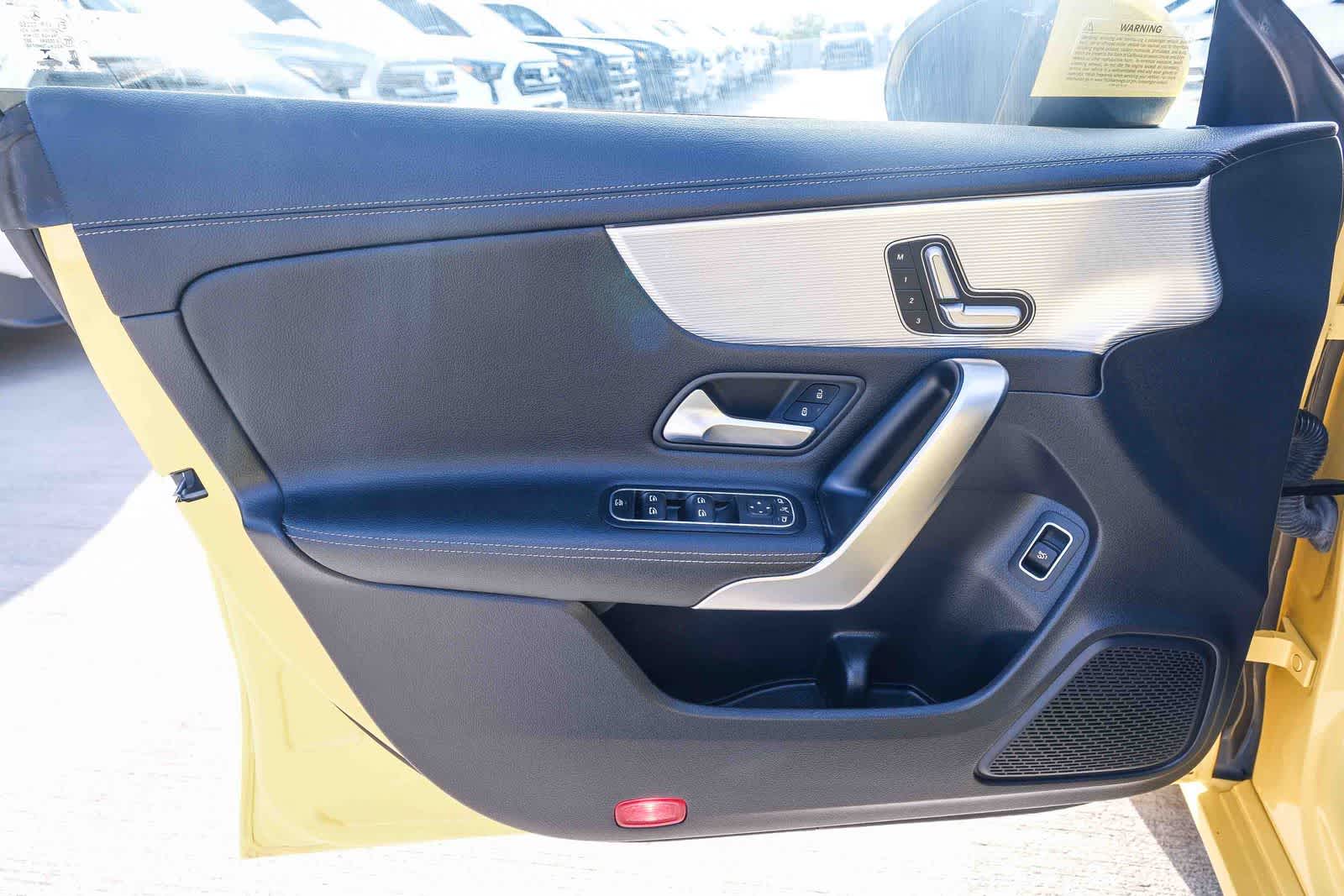 Thumbnail: 2020 Mercedes-Benz CLA - 25