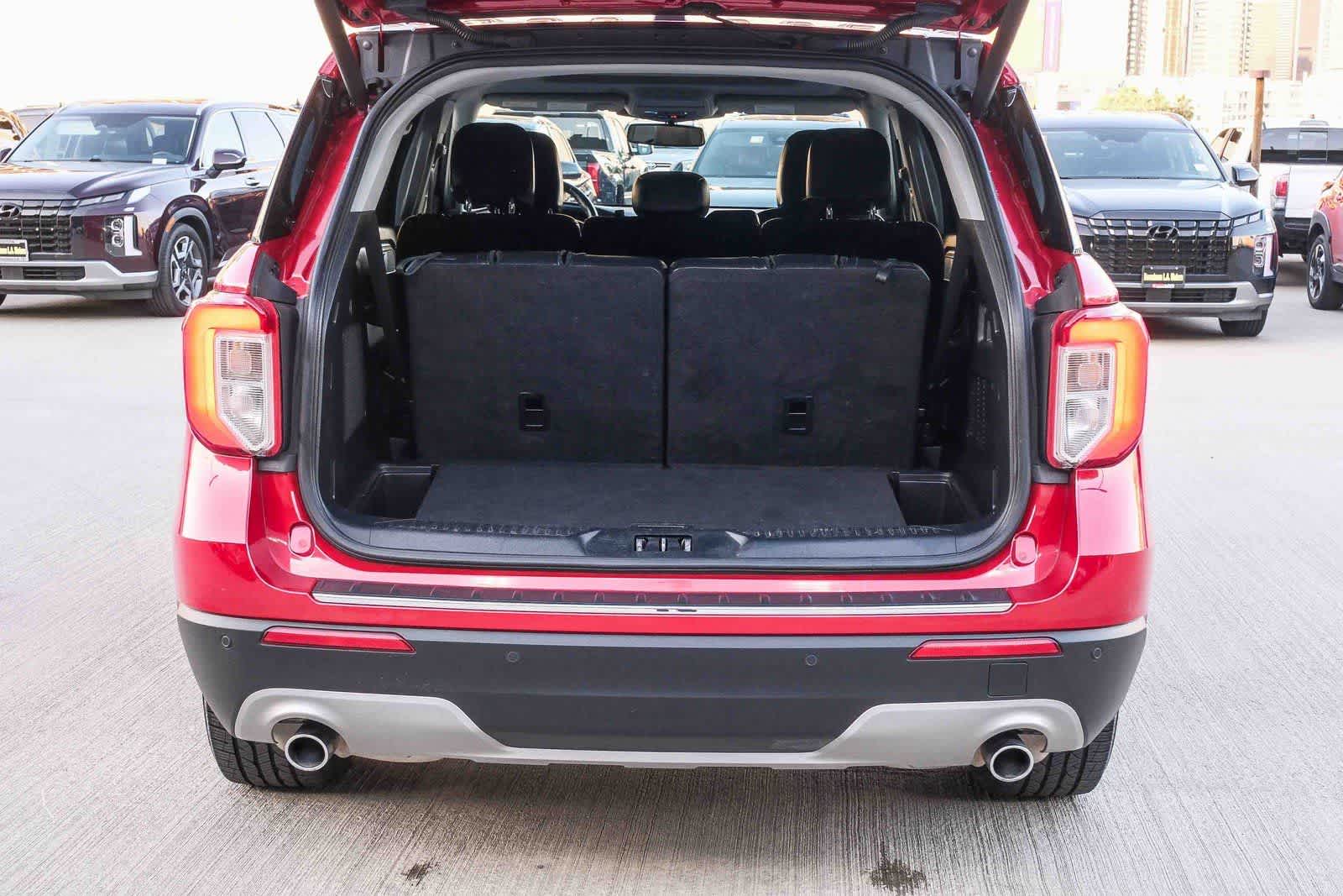 Thumbnail: 2021 Ford Explorer - 23