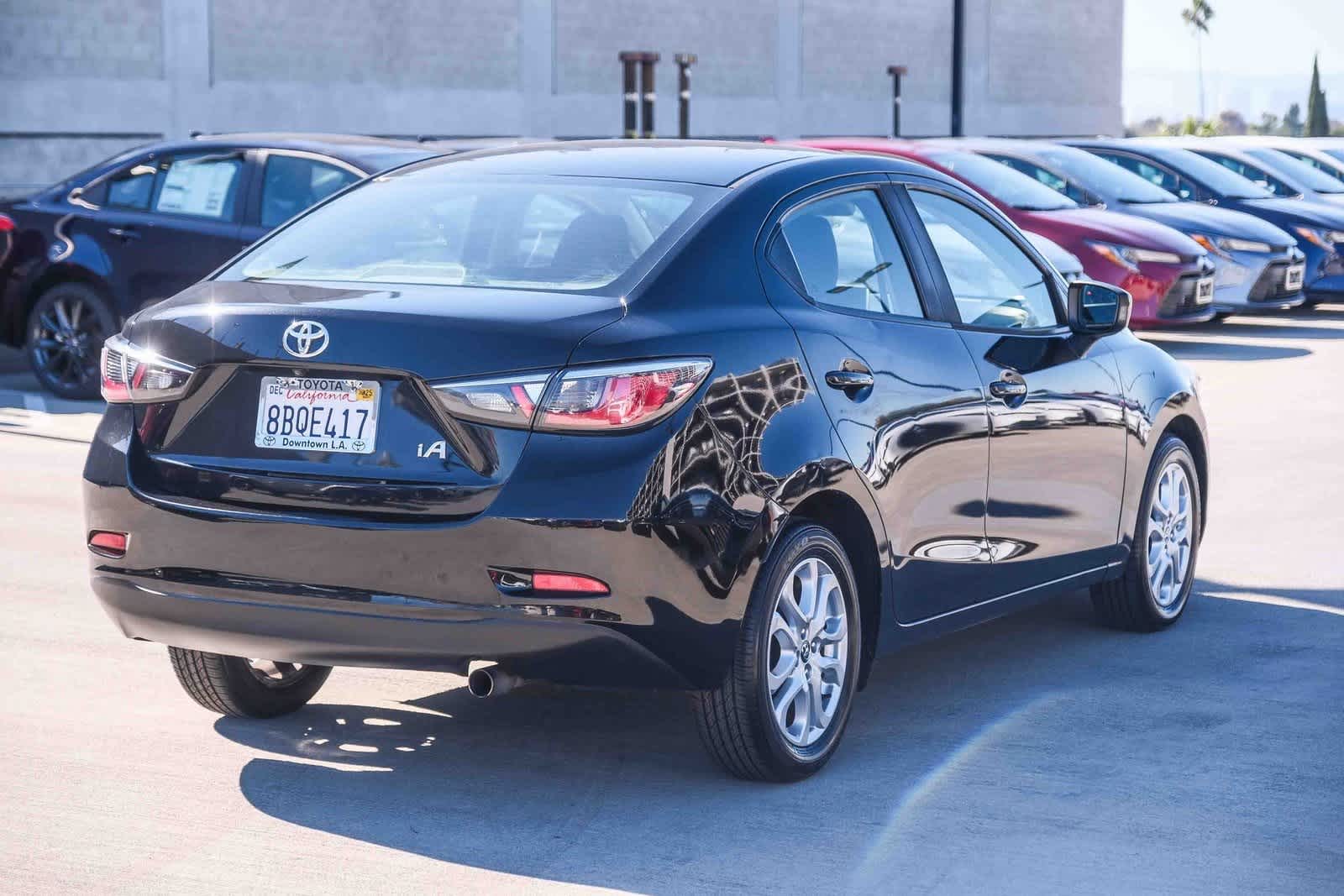 Thumbnail: 2018 Toyota Yaris iA - 4