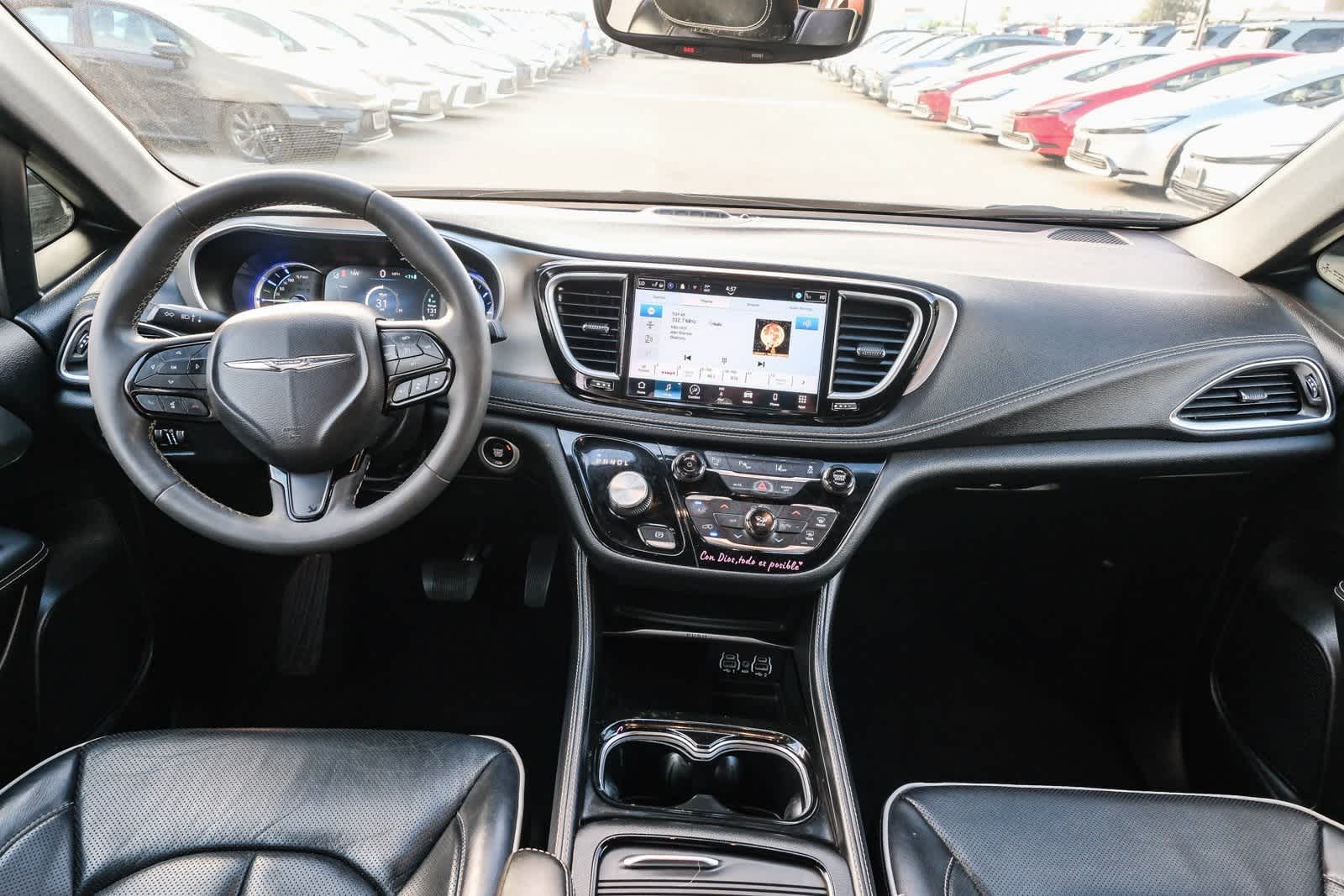 Thumbnail: 2023 Chrysler Pacifica - 13