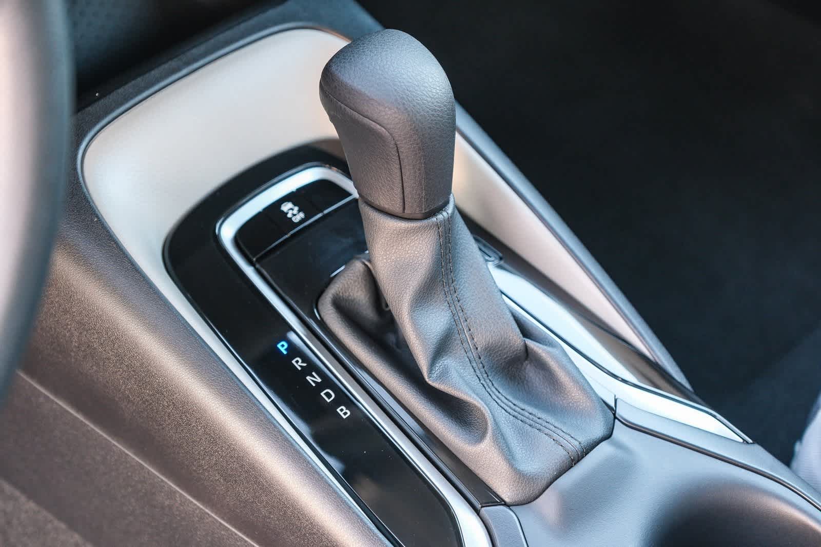 Thumbnail: 2025 Toyota Corolla - 21